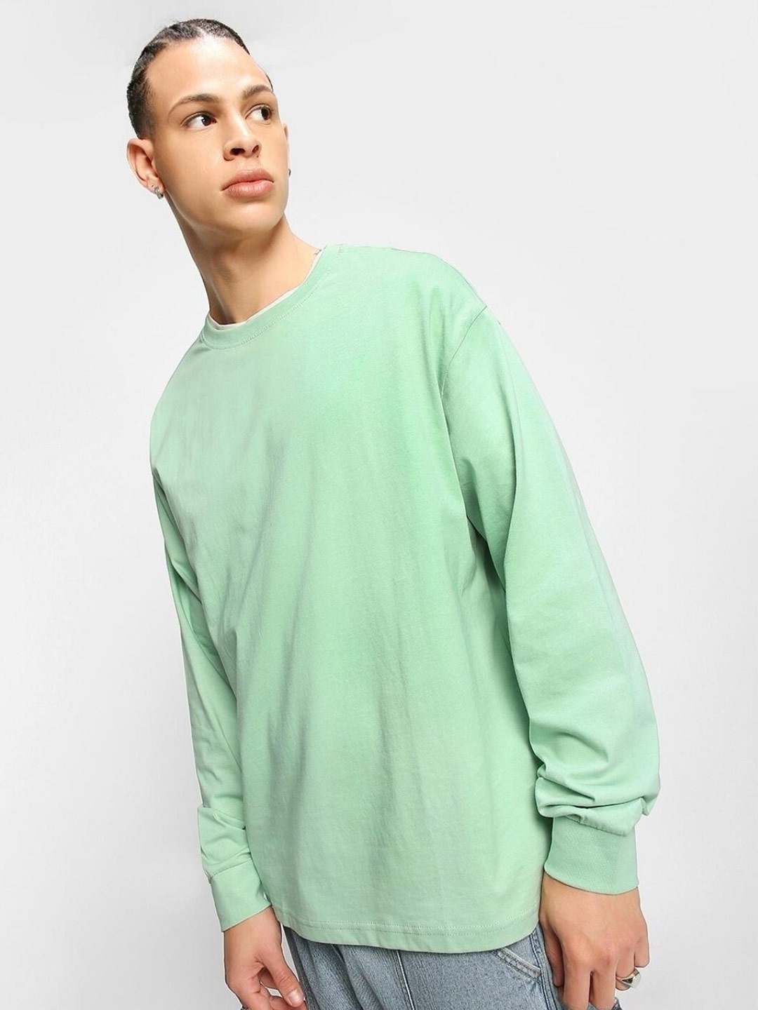 

Bewakoof Drop Shoulder Sleeves Cotton Oversized T-shirt, Green