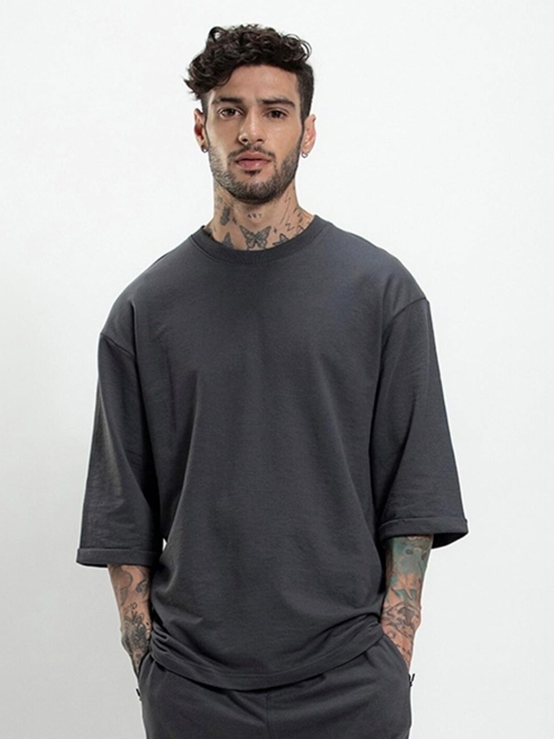 

Bewakoof Round Neck Drop Shoulder Loose Cotton T-shirt, Grey