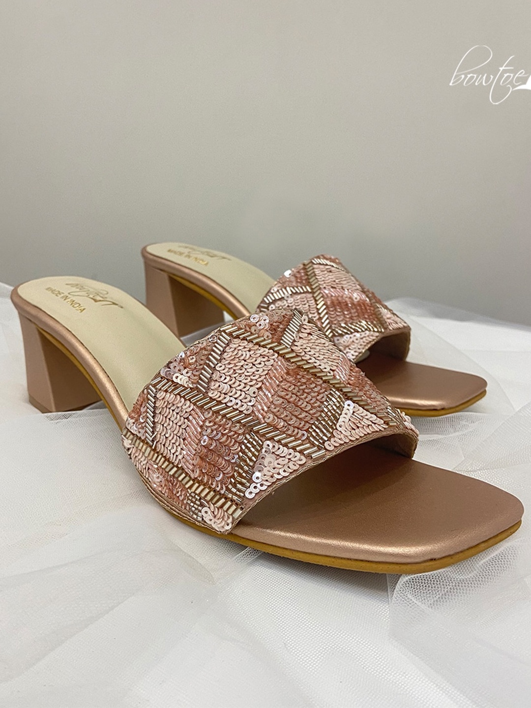 

Bowtoes Embellished Block Heels, Rose gold