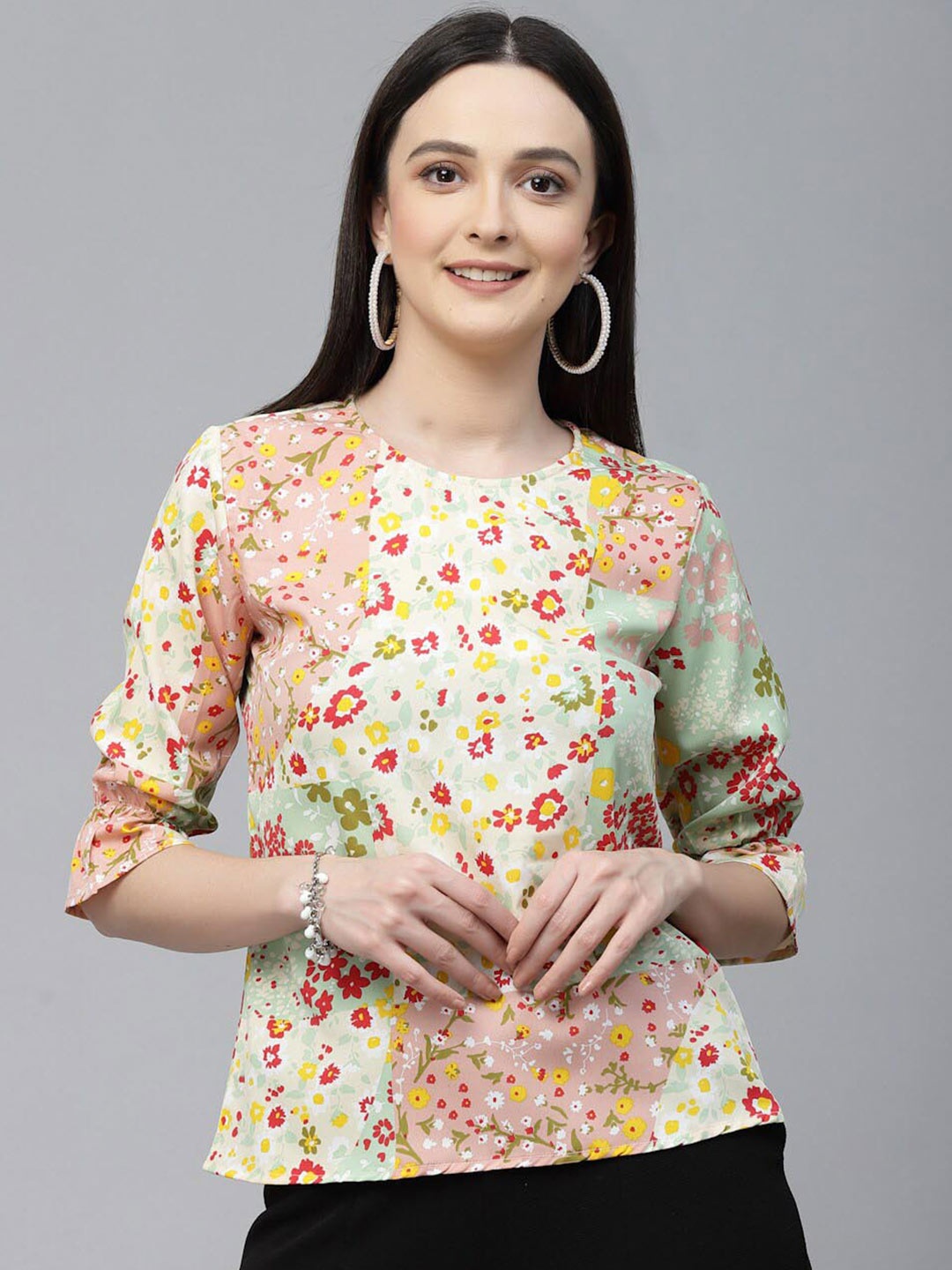 

Style Quotient Floral Print Round Neck Top, Peach