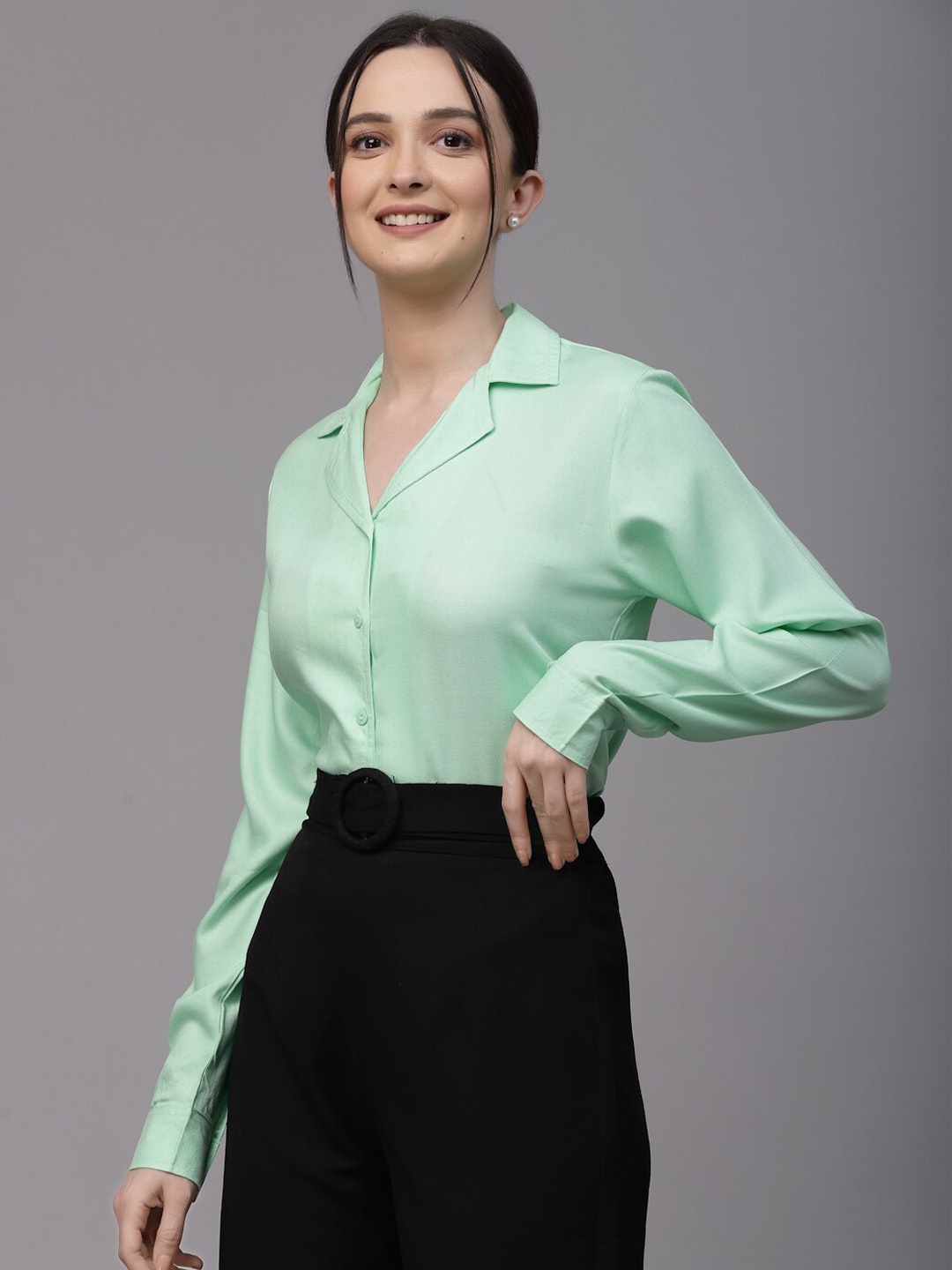 

Style Quotient Smart Opaque Cuban Collar Twill Formal Shirt, Green