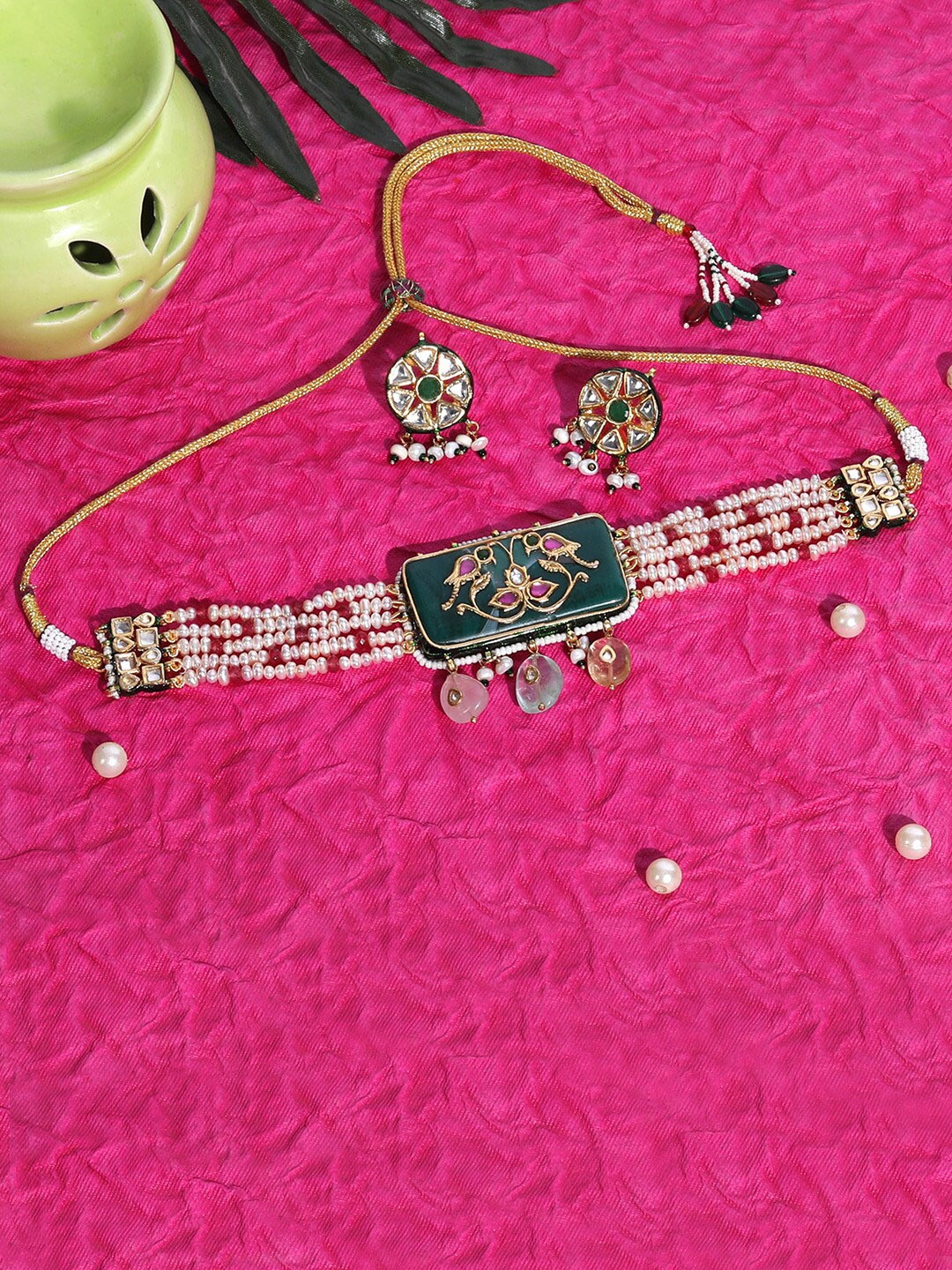 

AURAA TRENDS 22Kt Gold-Plated Kundan Studded & Beaded Necklace & Earring Set, Green