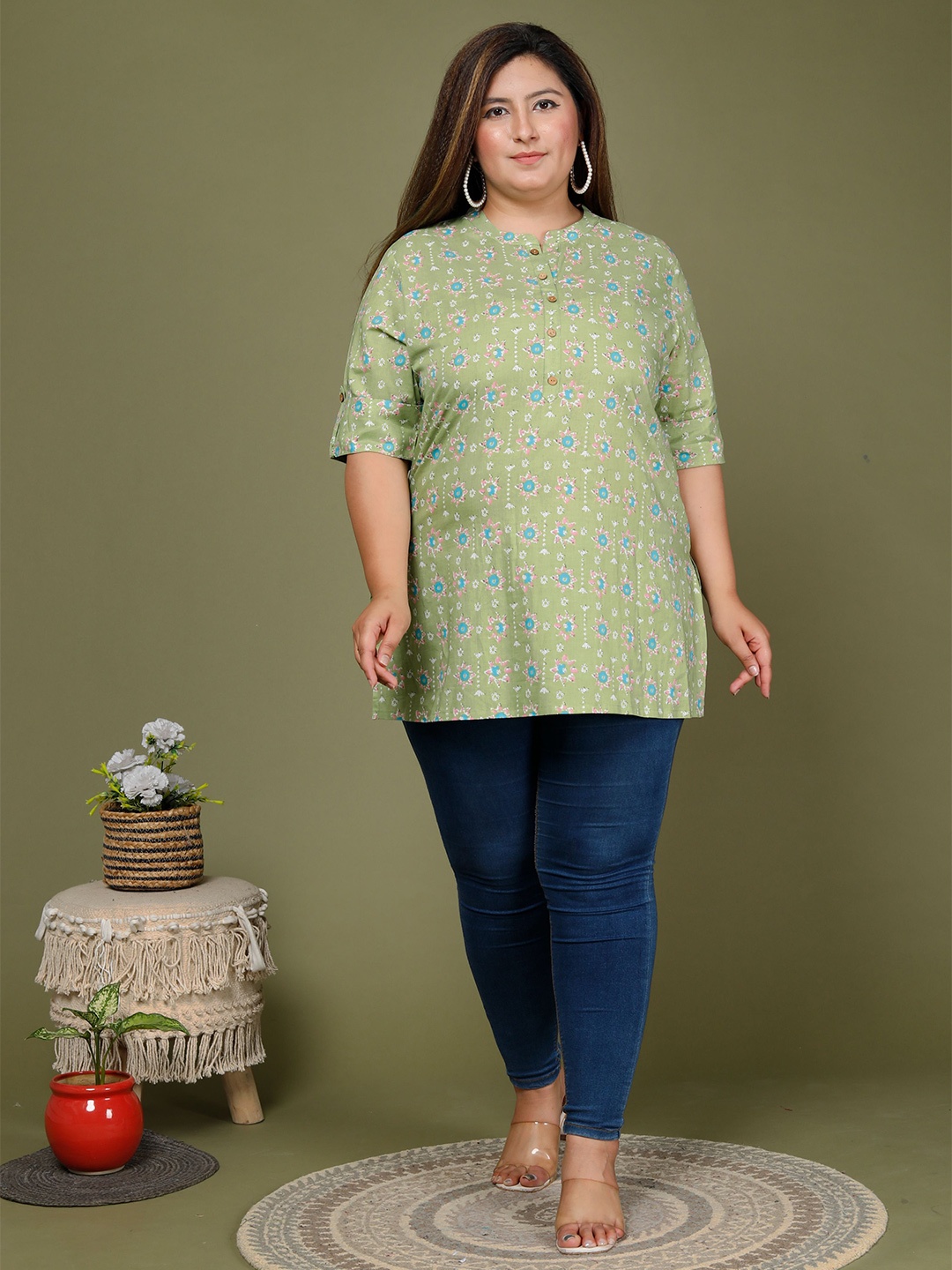 

Swasti Ethnic Motifs Printed Pure Cotton Kurti, Green