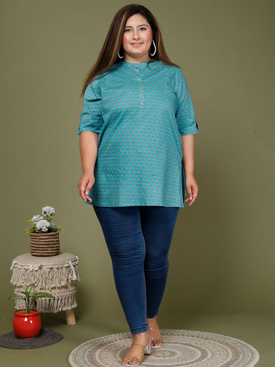 

Swasti Plus Size Floral Printed Pure Cotton Kurti, Blue
