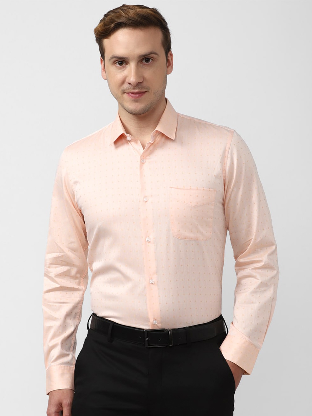 

Peter England Micro Disty Pure Cotton Slim Fit Formal Shirt, Peach