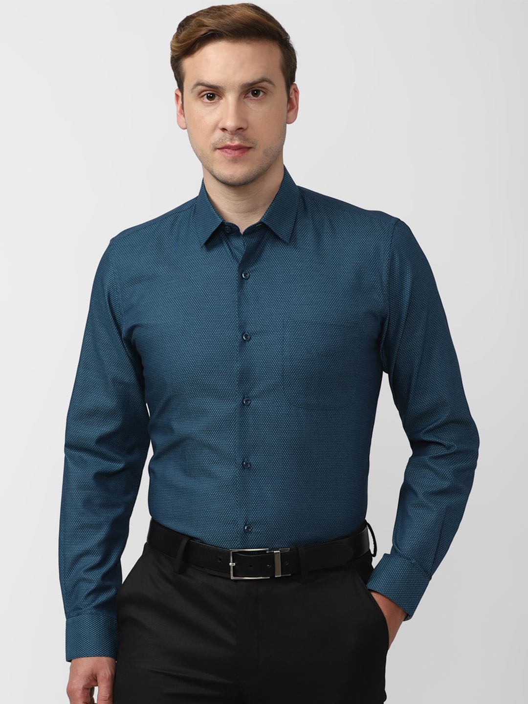 

Peter England Men Blue Slim Fit Opaque Formal Shirt