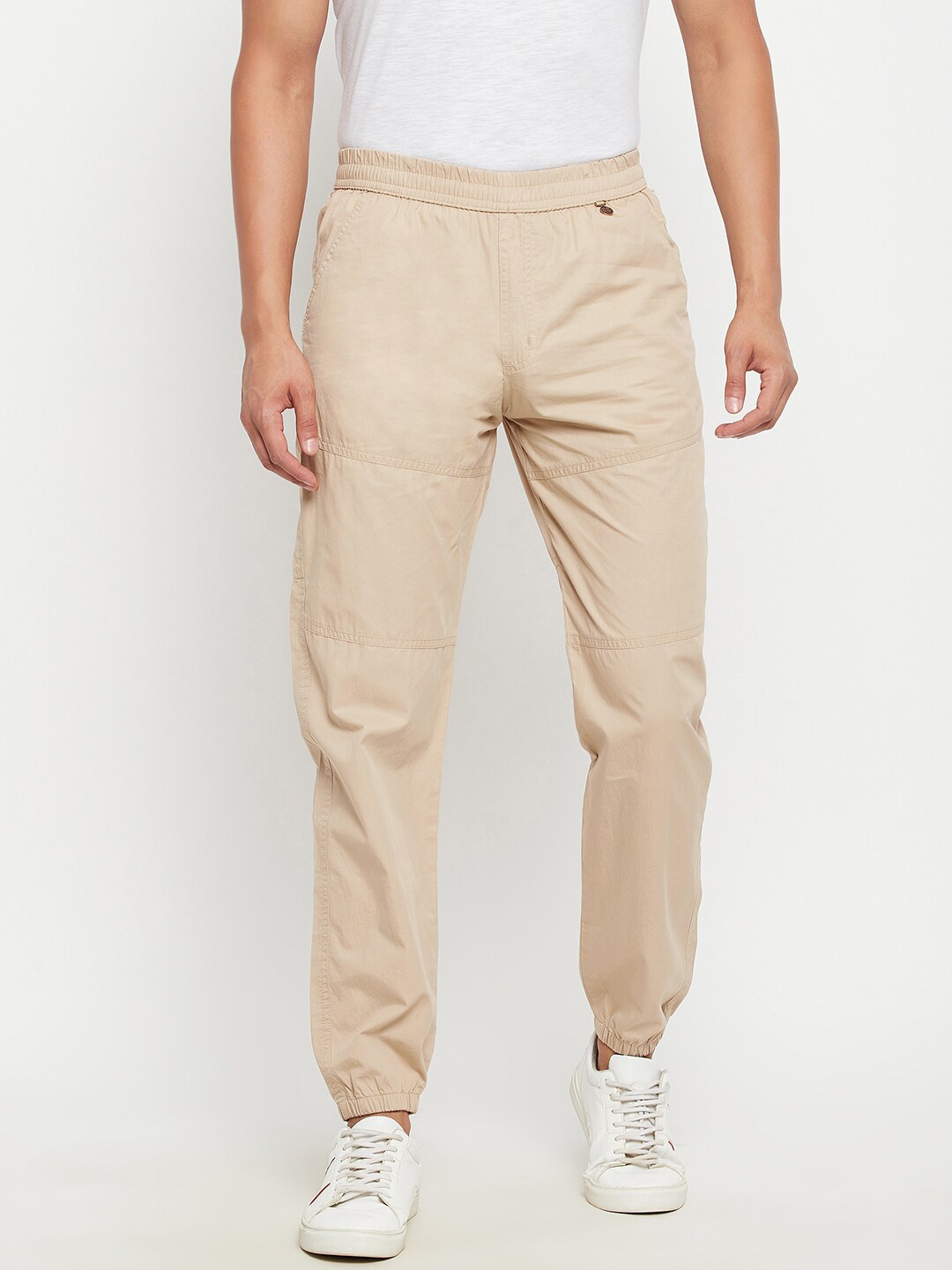 

Okane Men Cotton Joggers, Cream