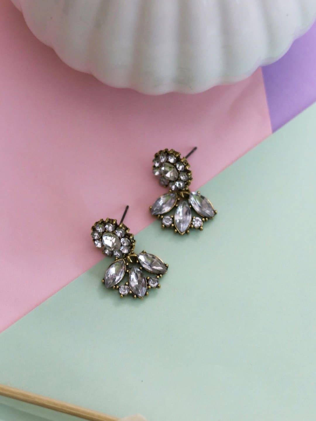 

Ishhaara Gold-Plated Leaf Shaped Drop Earrings, White