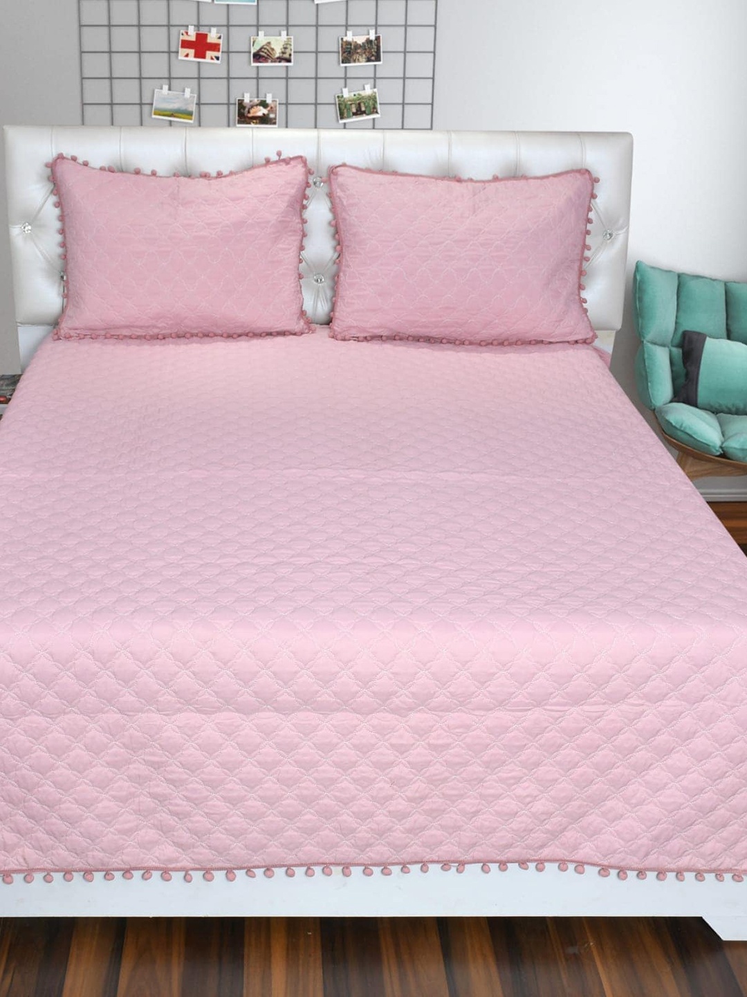 

MORADO BubbleLace Onion-Pink Quilted Double Queen Bedcover With 2 Pillow Covers