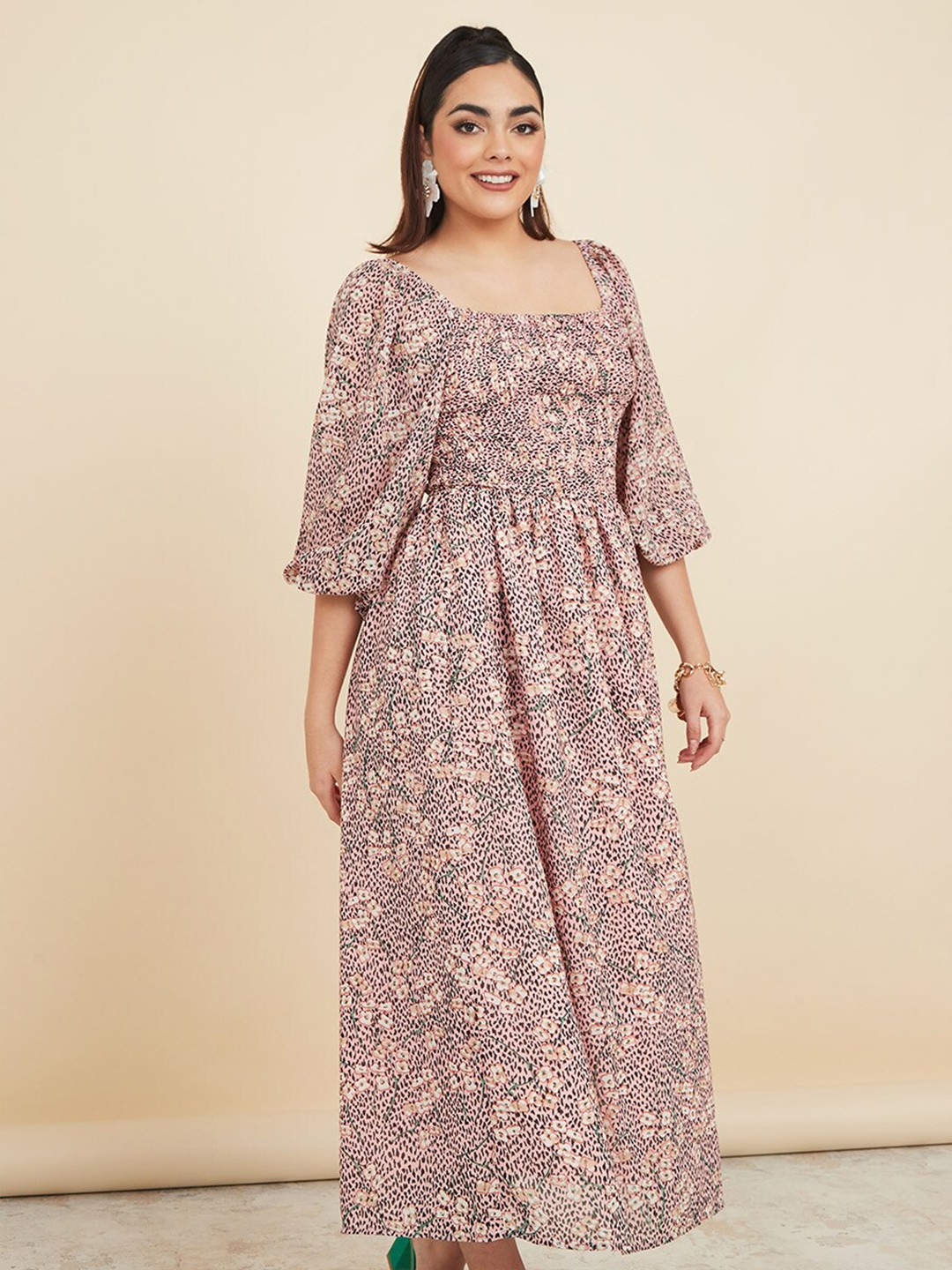 

Styli Pink Floral Printed Square Neck Puff Sleeves Smocked Dress