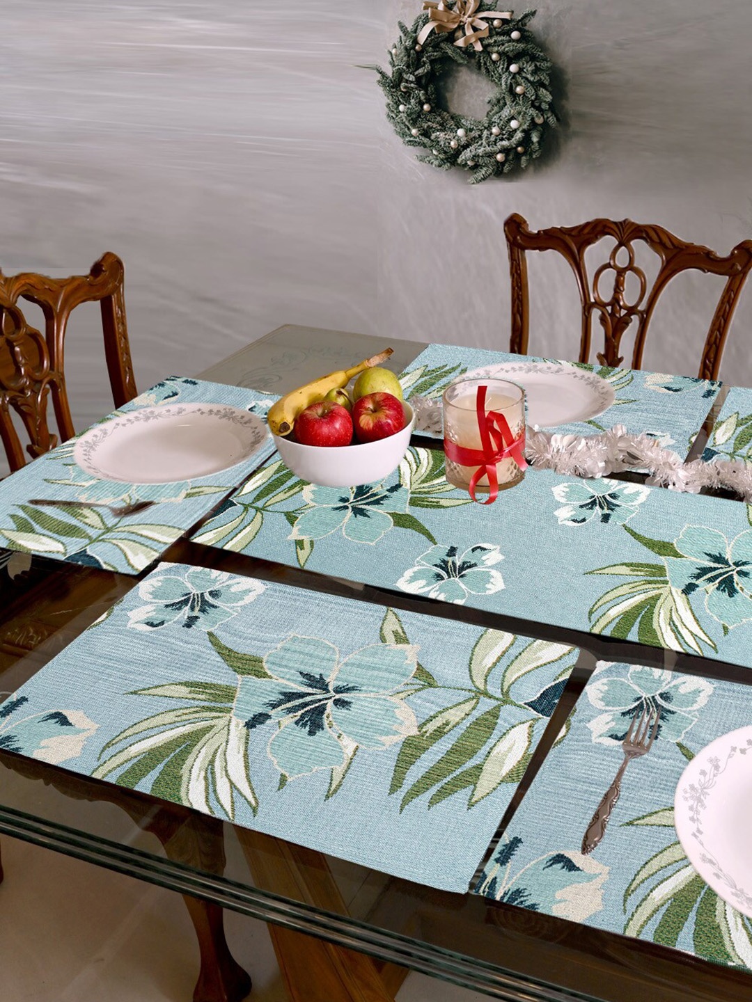 

AVI Living Blue 7-Pieces Textured Table Placemats WithRunner