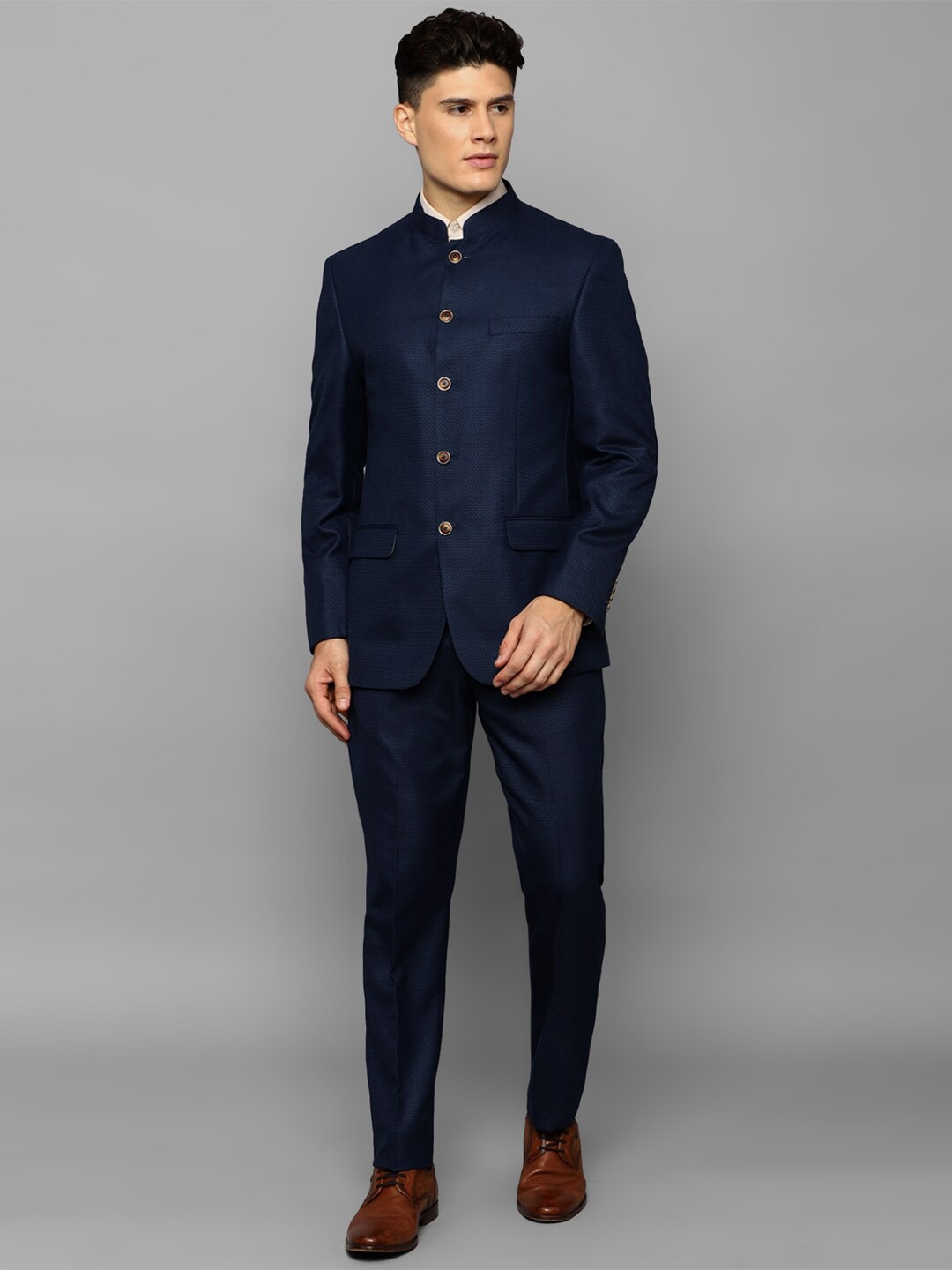 

Louis Philippe Men Self-Design Single-Breasted 2-Piece Partywear Suit, Navy blue