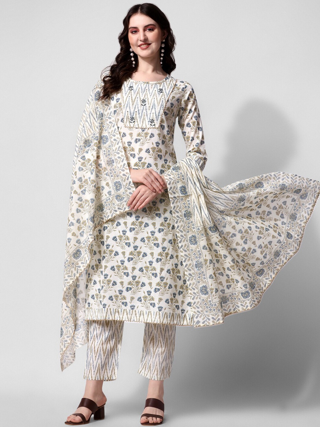 

KALINI Floral Printed Gotta Patti Pure Cotton Kurta with Trousers & Dupatta, Off white