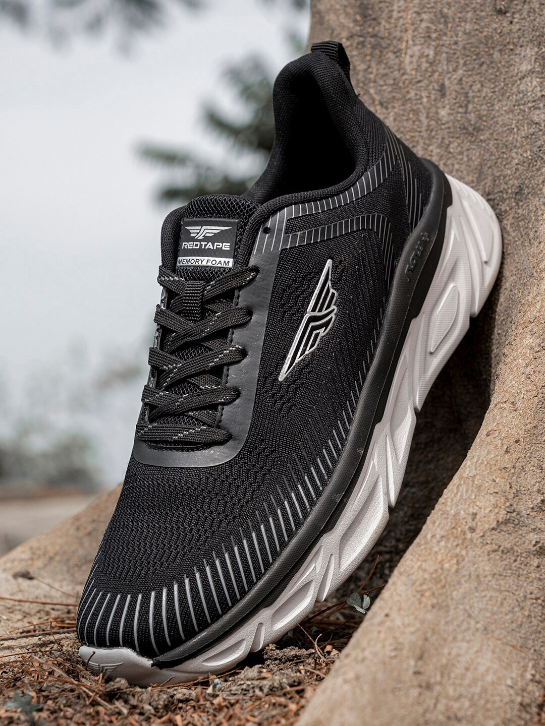 

Red Tape Men Slip Resistant Textile Walking Shoes, Black