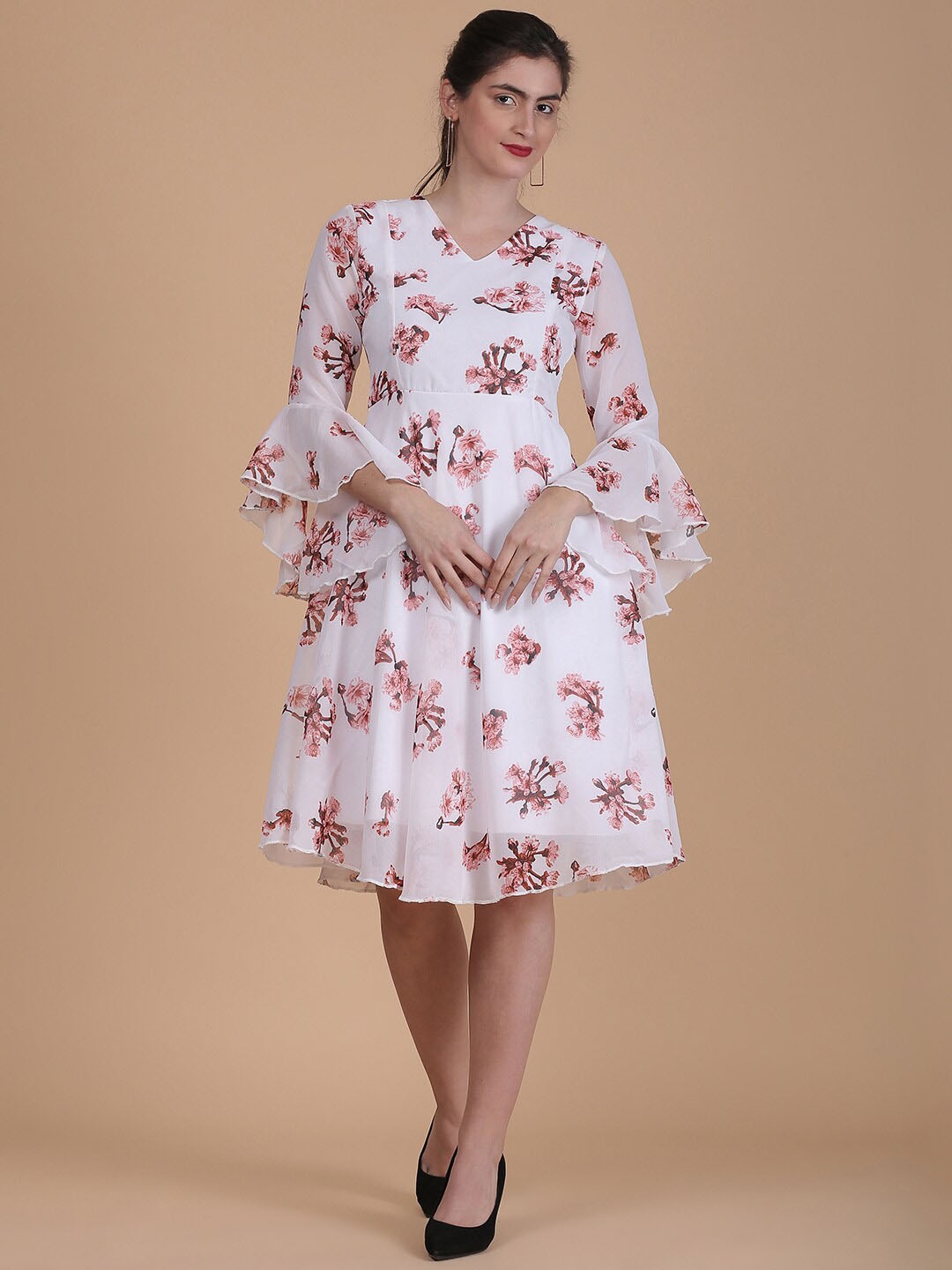 

DESI WOMANIYA Floral Printed Bell Sleeves Fit & Flare Dress, White