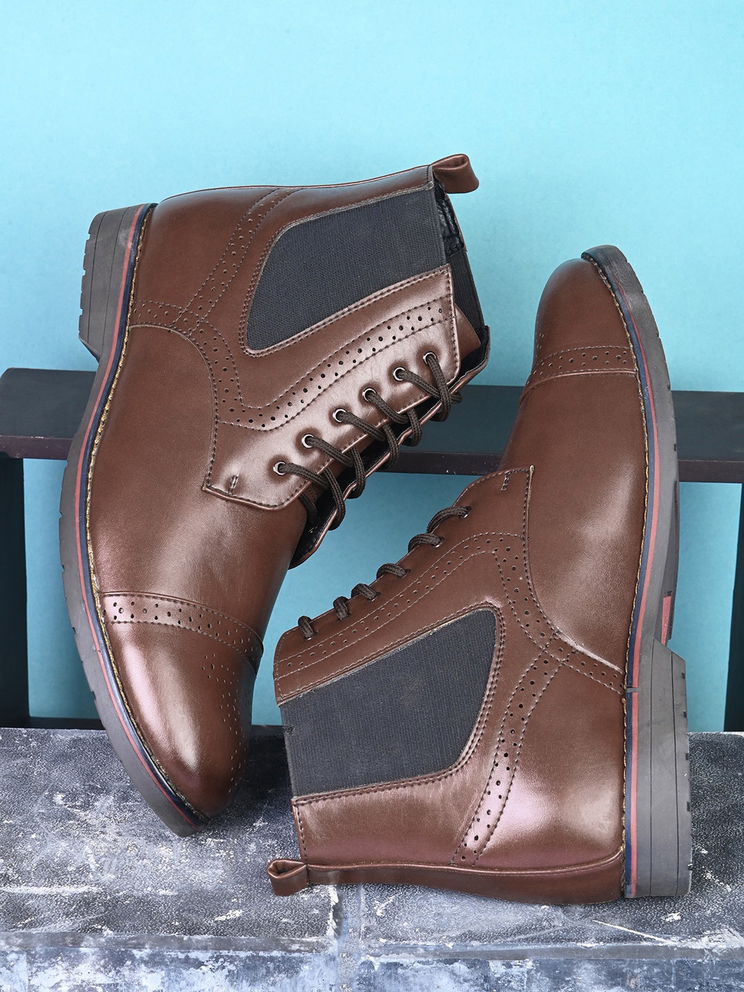 

ALBERTO MORENO Men Perforated Mid-Top Chelsea Boots, Brown