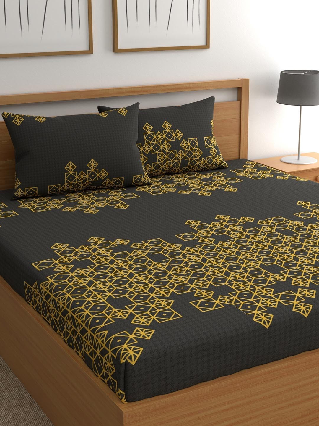 

CHHAVI INDIA Grey & Yellow Geometric Printed 210 TC Queen Bedsheet & Pillow Covers