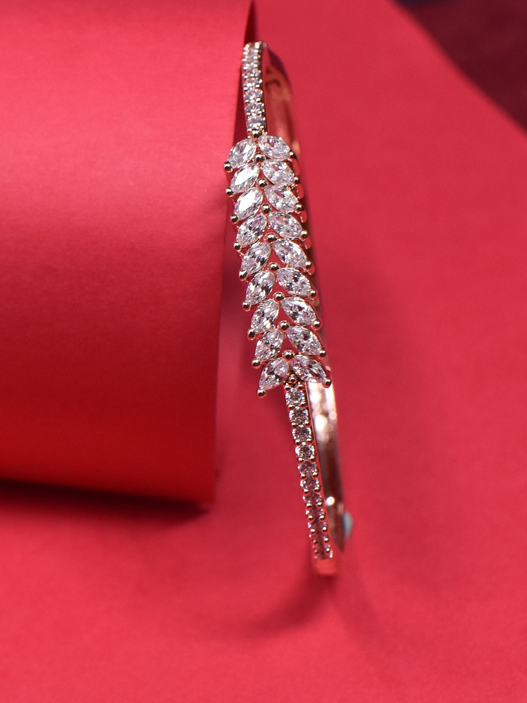 

STEORRA JEWELS Women Gold-Plated American Diamond Kada Bracelet, White