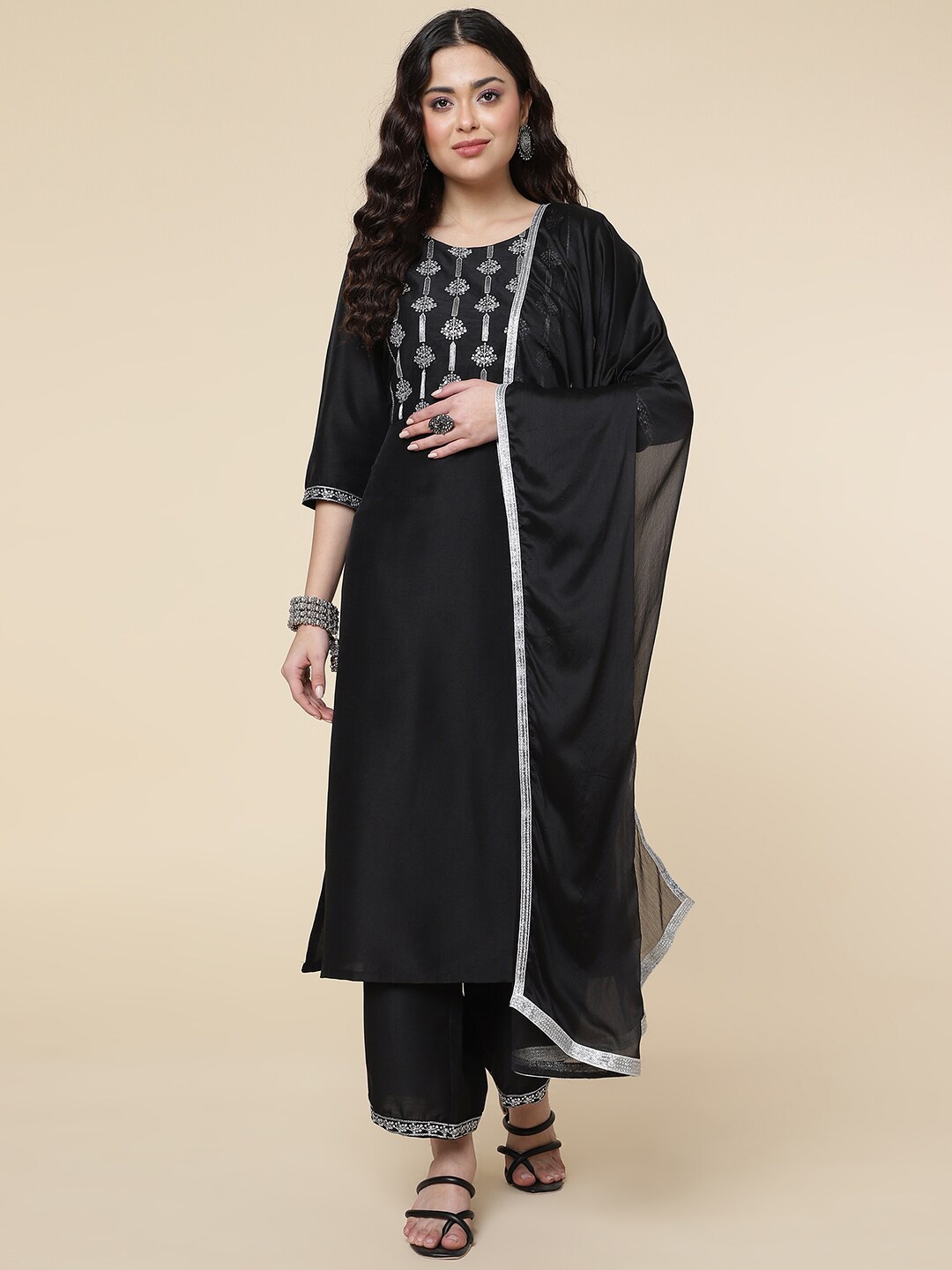 

J Turritopsis Ethnic Motifs Yoke Design Sequinned Kurta with Palazzos & Dupatta, Black