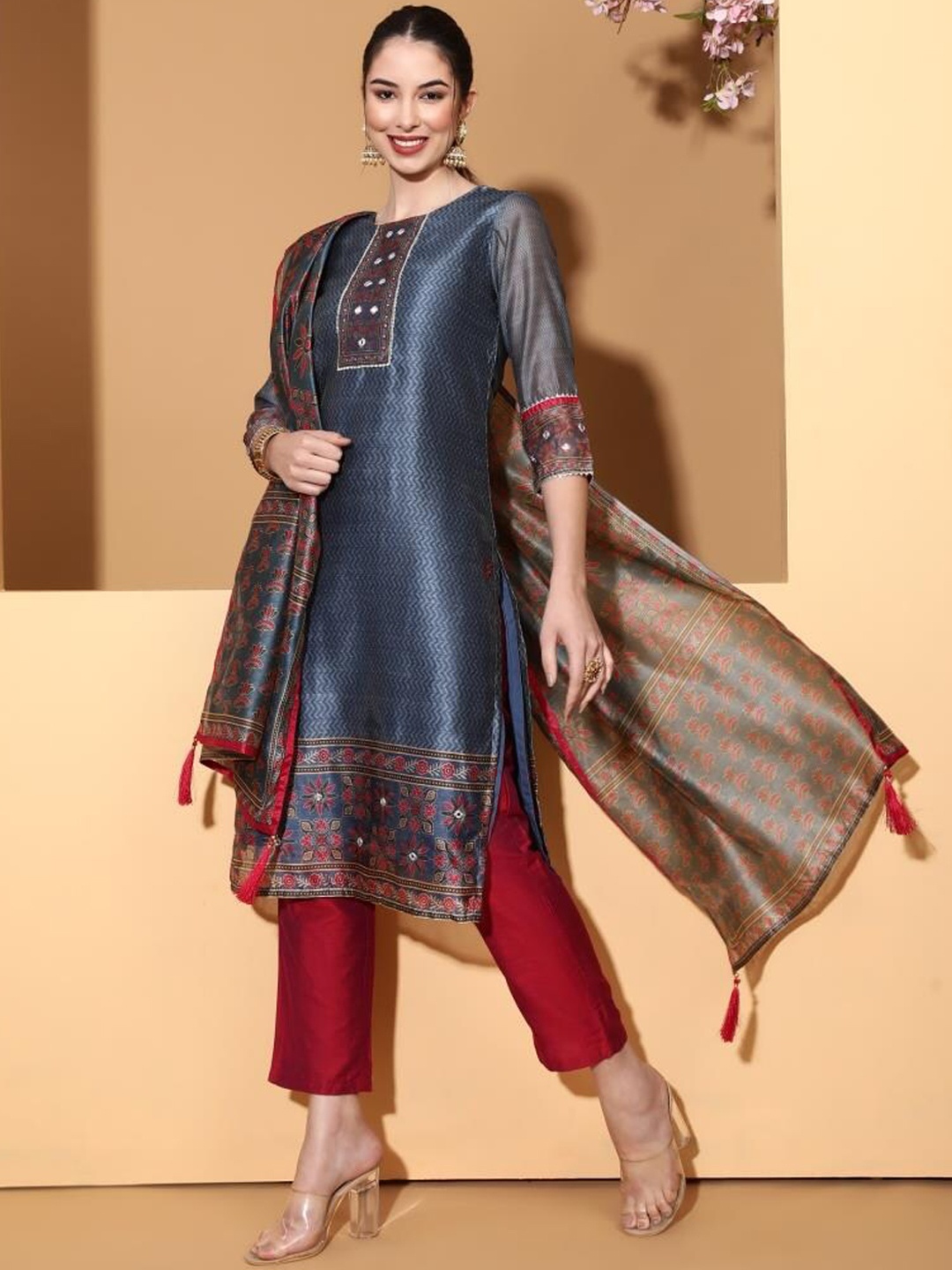 

Be Indi Women Chevron Printed Kurta with Trousers & Dupatta, Navy blue