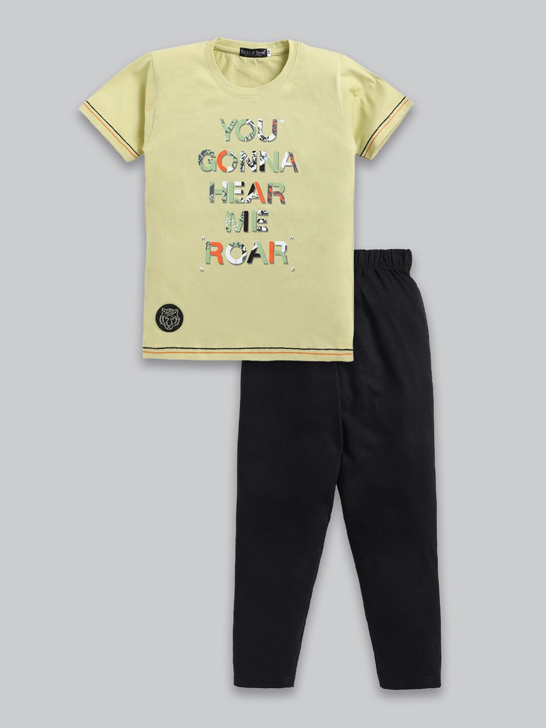 

Todd N Teen Boys Typographic Printed Pure Cotton T-shirt with Trousers, Green