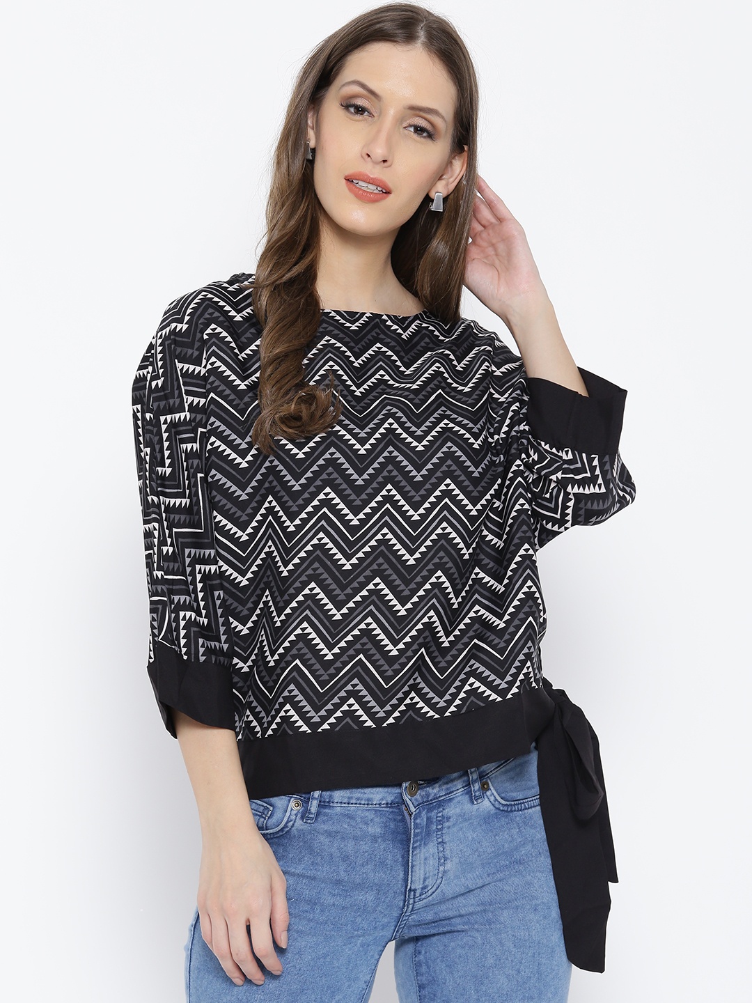 

Style Quotient Women Black & Off-White Printed Boxy Top