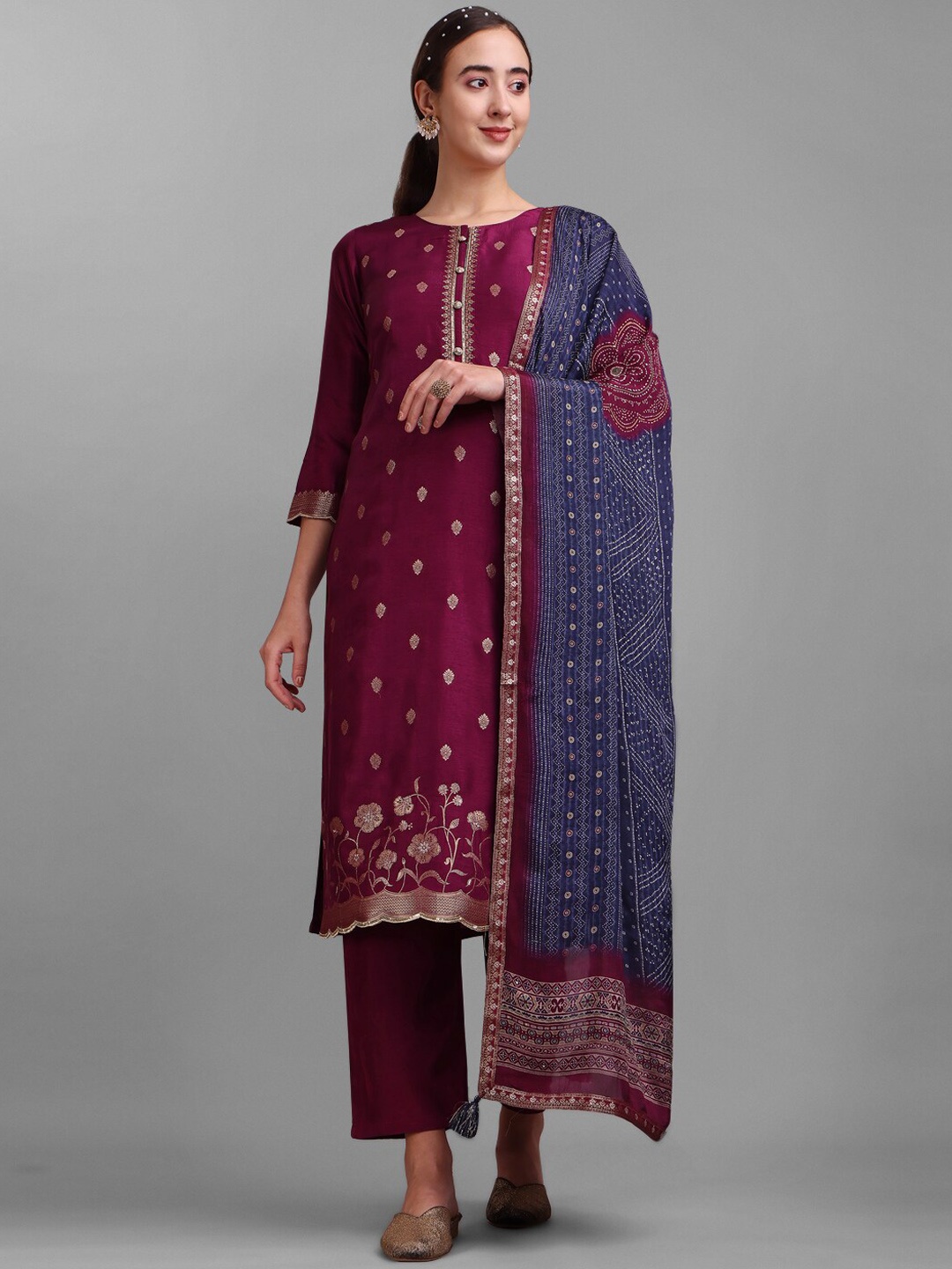 

Seerat Woven Design Zari Pure Silk Kurta with Trousers & Dupatta, Maroon