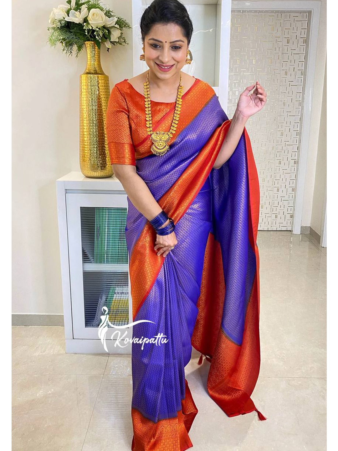 

TIEXA Woven Design Zari Pure Silk Banarasi Saree, Blue