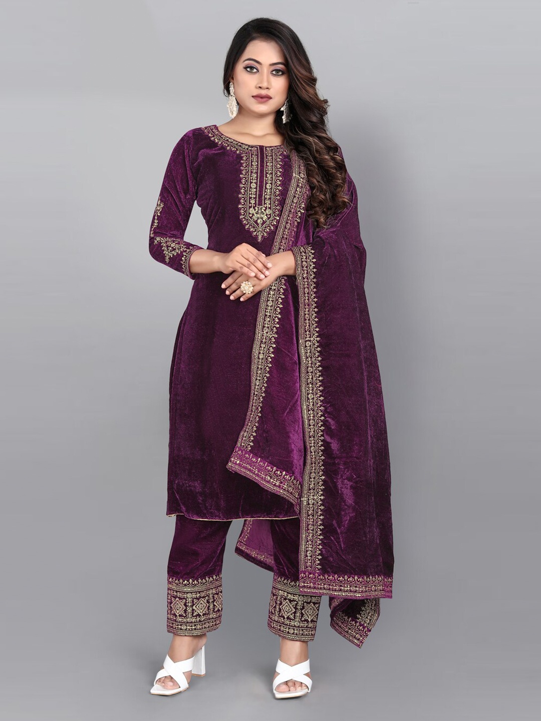 

kasee Embellished Velvet Semi-Stitched Dress Material, Burgundy