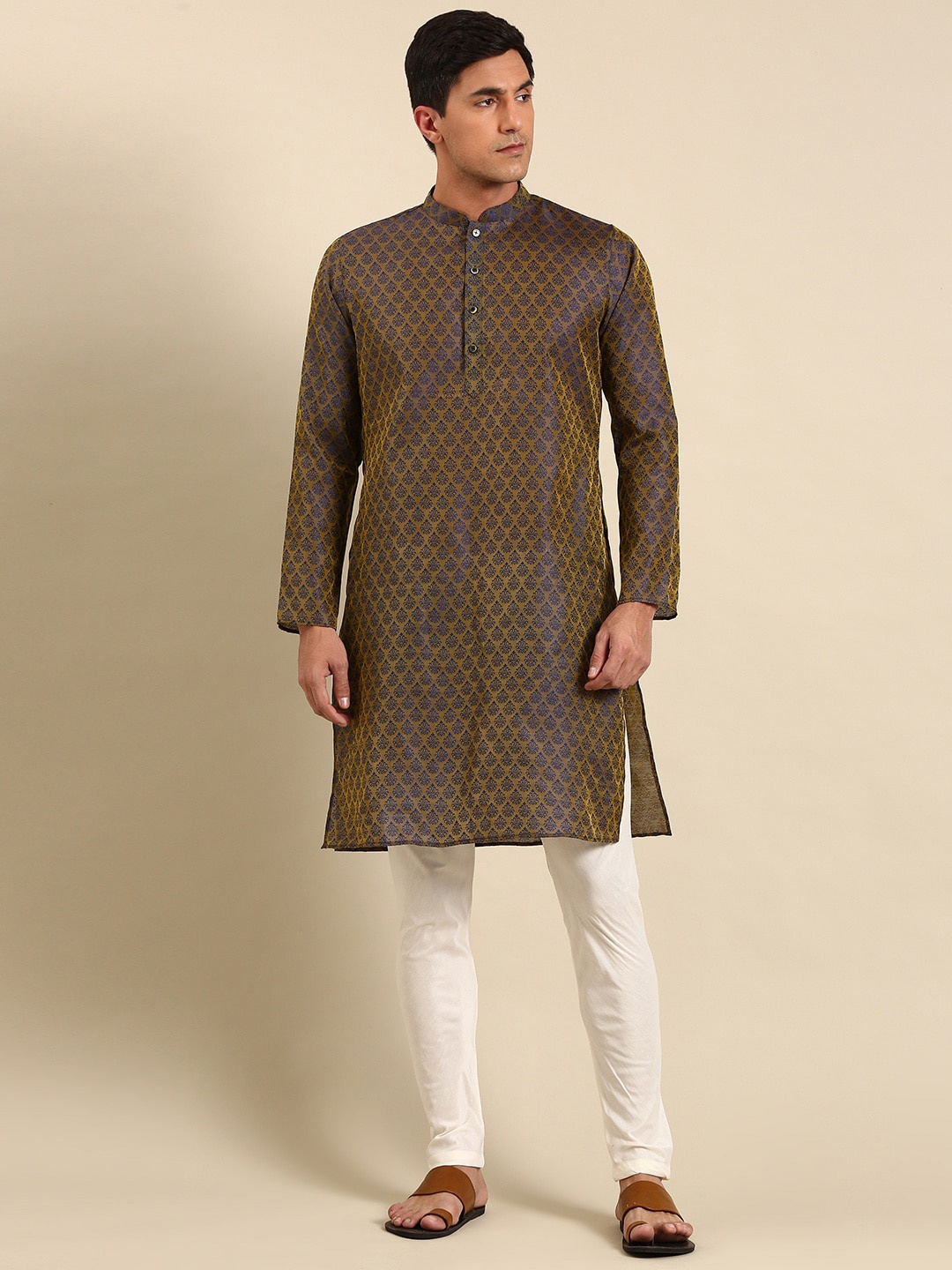 

Amodh by Kisah Ethnic Motifs Woven Design Mandarin Collar Dupion Silk Kurta, Olive