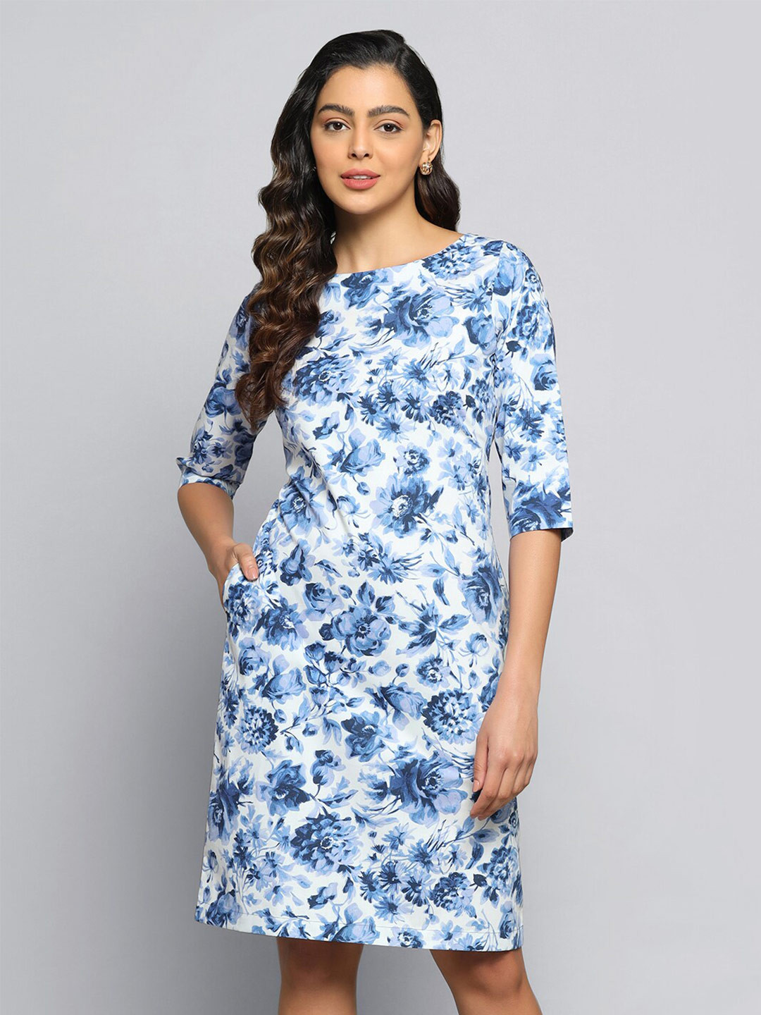 

PowerSutra Boat Neck Floral Printed Cotton A-Line Dress, Blue