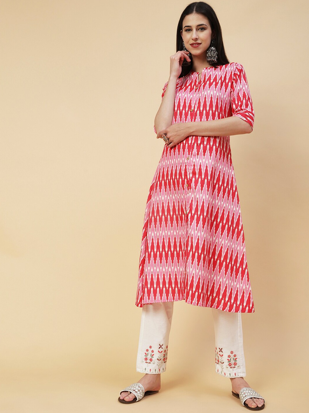 

FASHOR Chevron Printed Band Collar Screen Print Pure Cotton A-Line Kurta, Pink