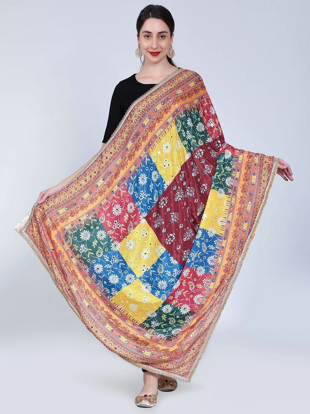 

Moda Chales Ethnic Motifs Printed Dupatta with Mirror Work, Yellow