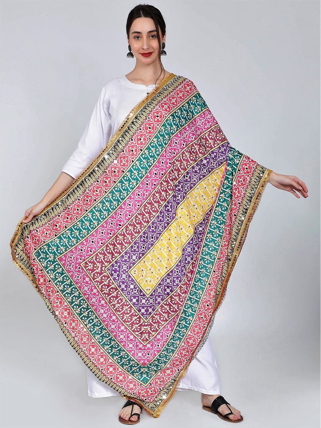 

Moda Chales Printed Dupatta with Mirror Work, Red
