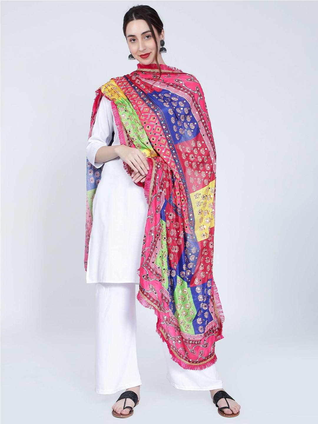 

Moda Chales Ethnic Motifs Printed Dupatta with Mirror Work, Pink