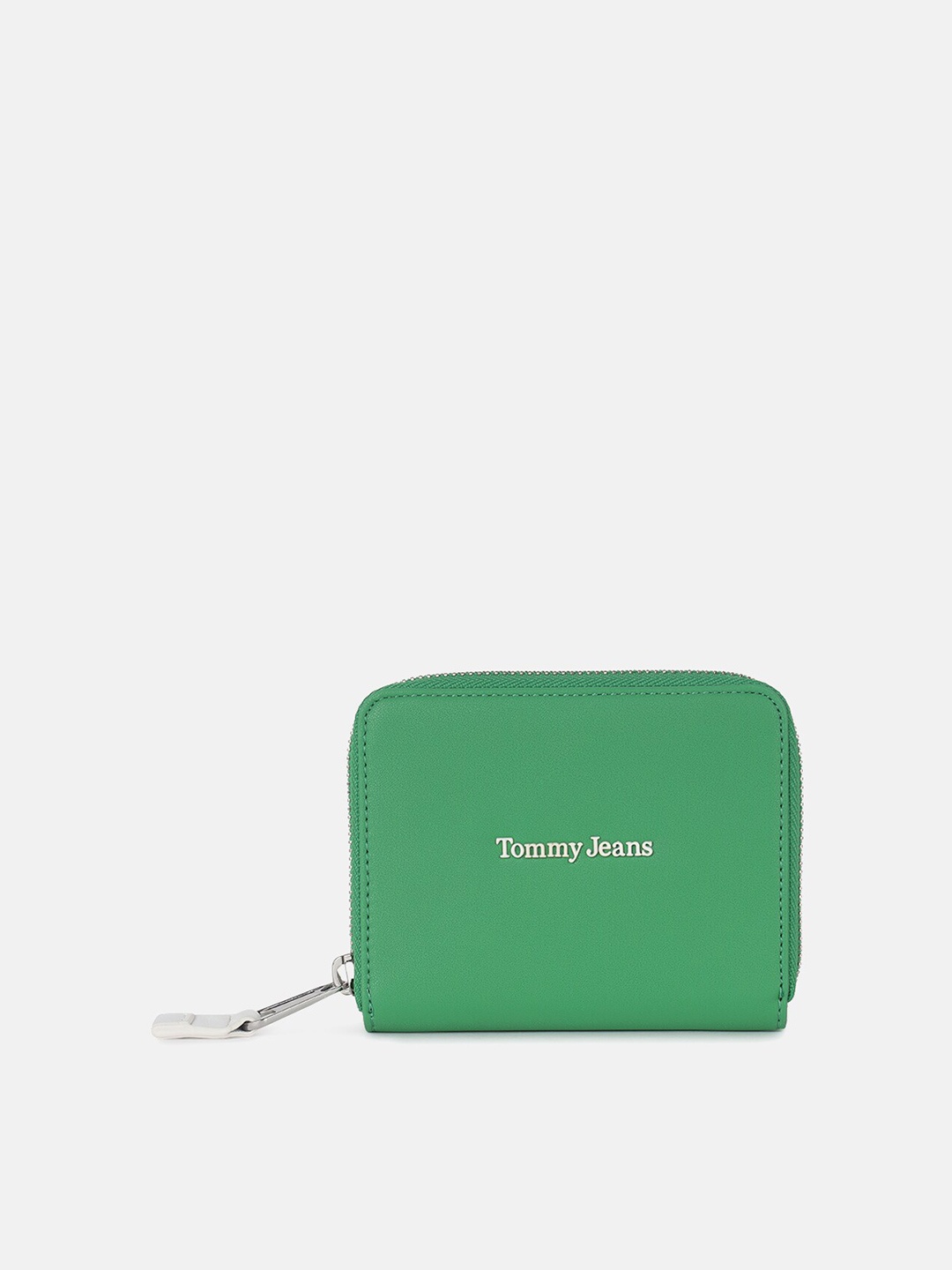 

Tommy Hilfiger Women Zip Around Wallet, Green