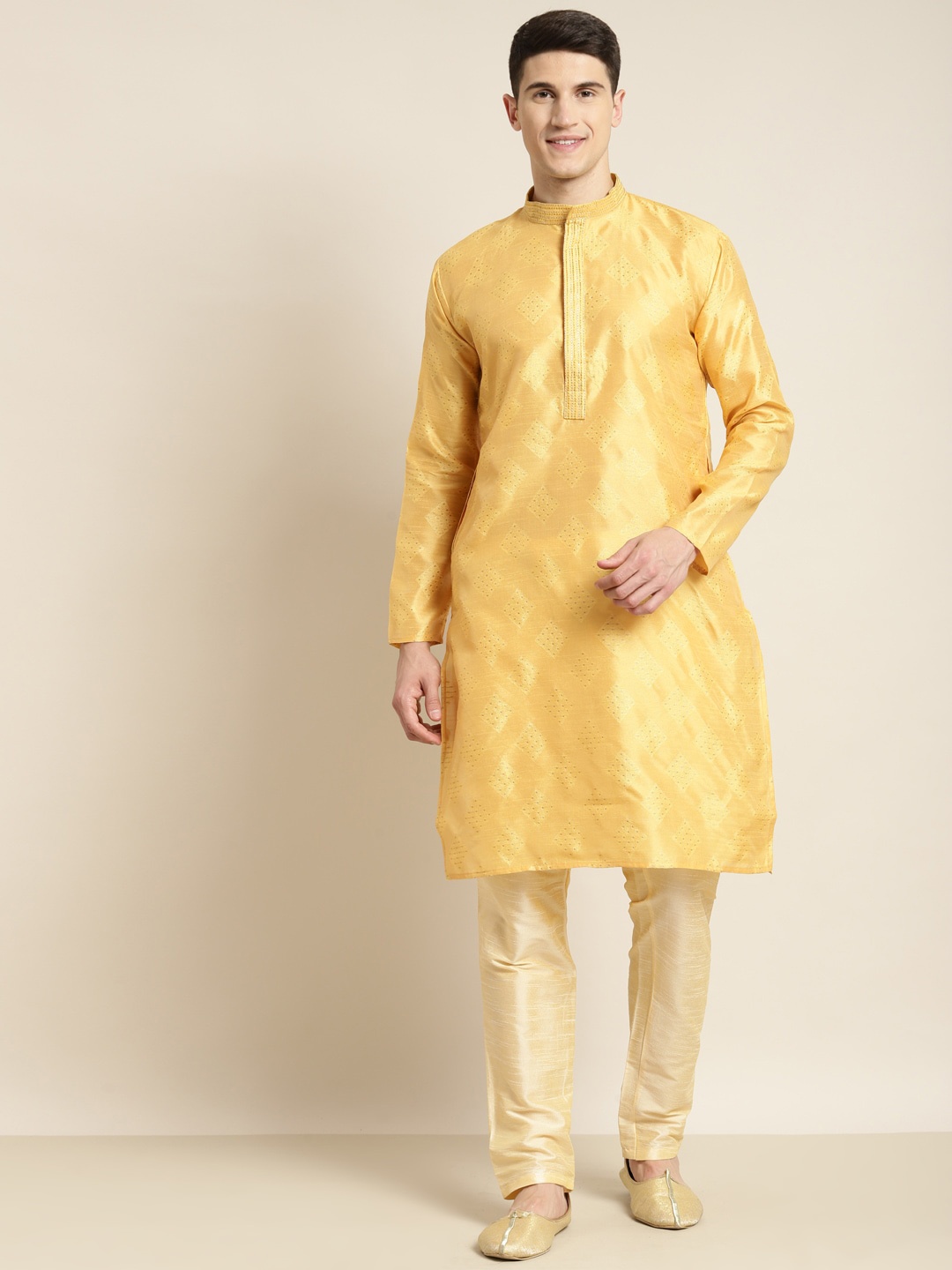 

SOJANYA Woven Design Mandarin Collar Thread Work Cotton Silk Kurta, Yellow