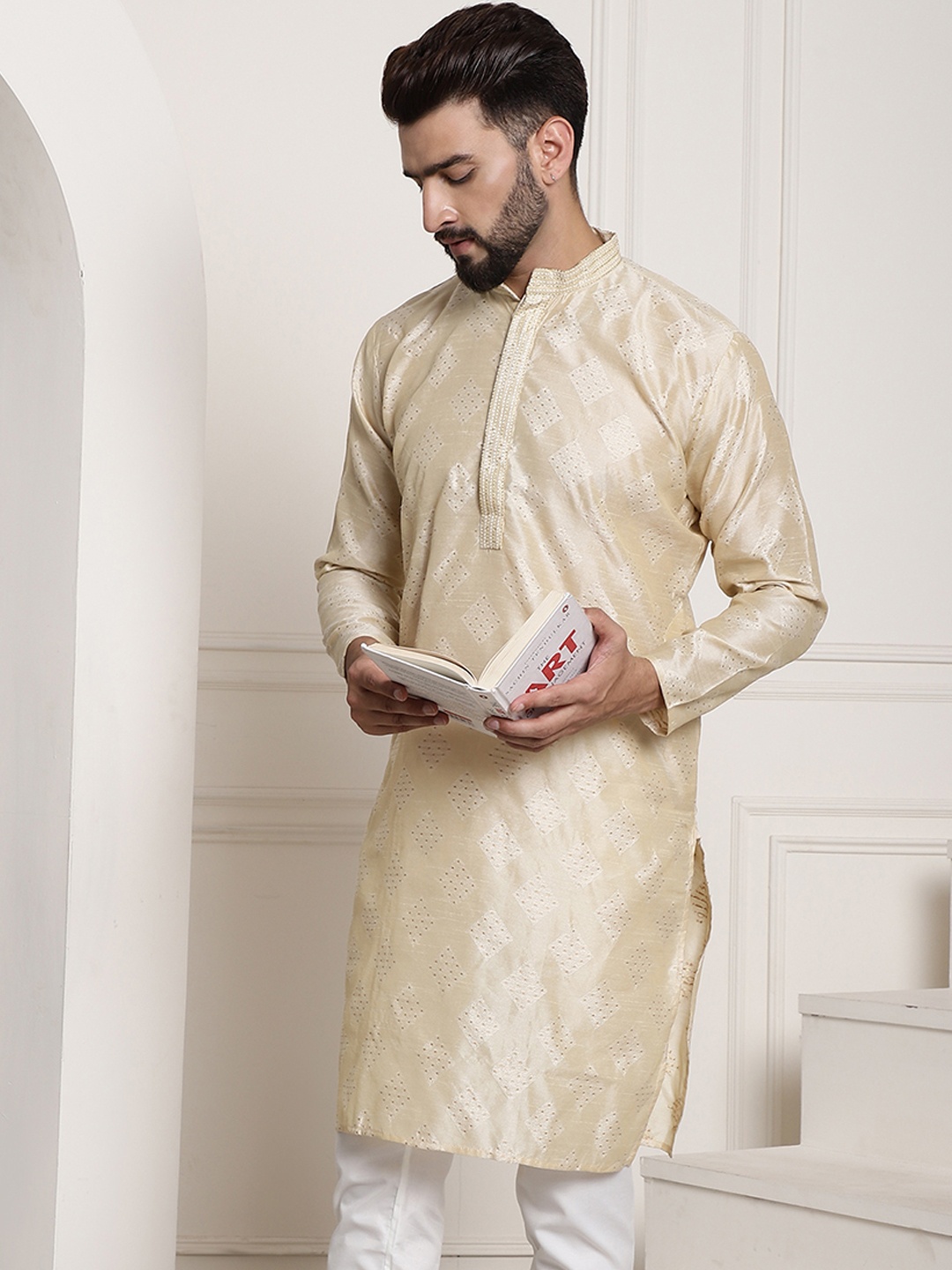 

SOJANYA Ethnic Motifs Woven Design Thread Work Straight Kurta, Beige