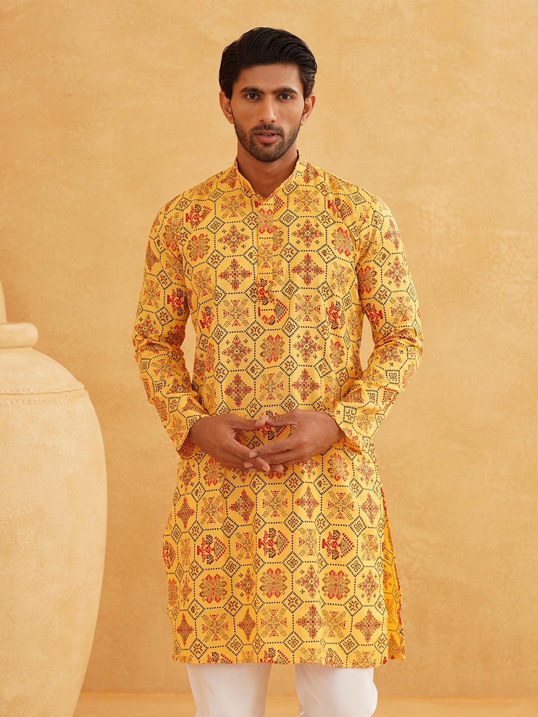 

SOJANYA Mandarin Collar Ethnic Motifs Printed Cotton Linen Kurta, Yellow