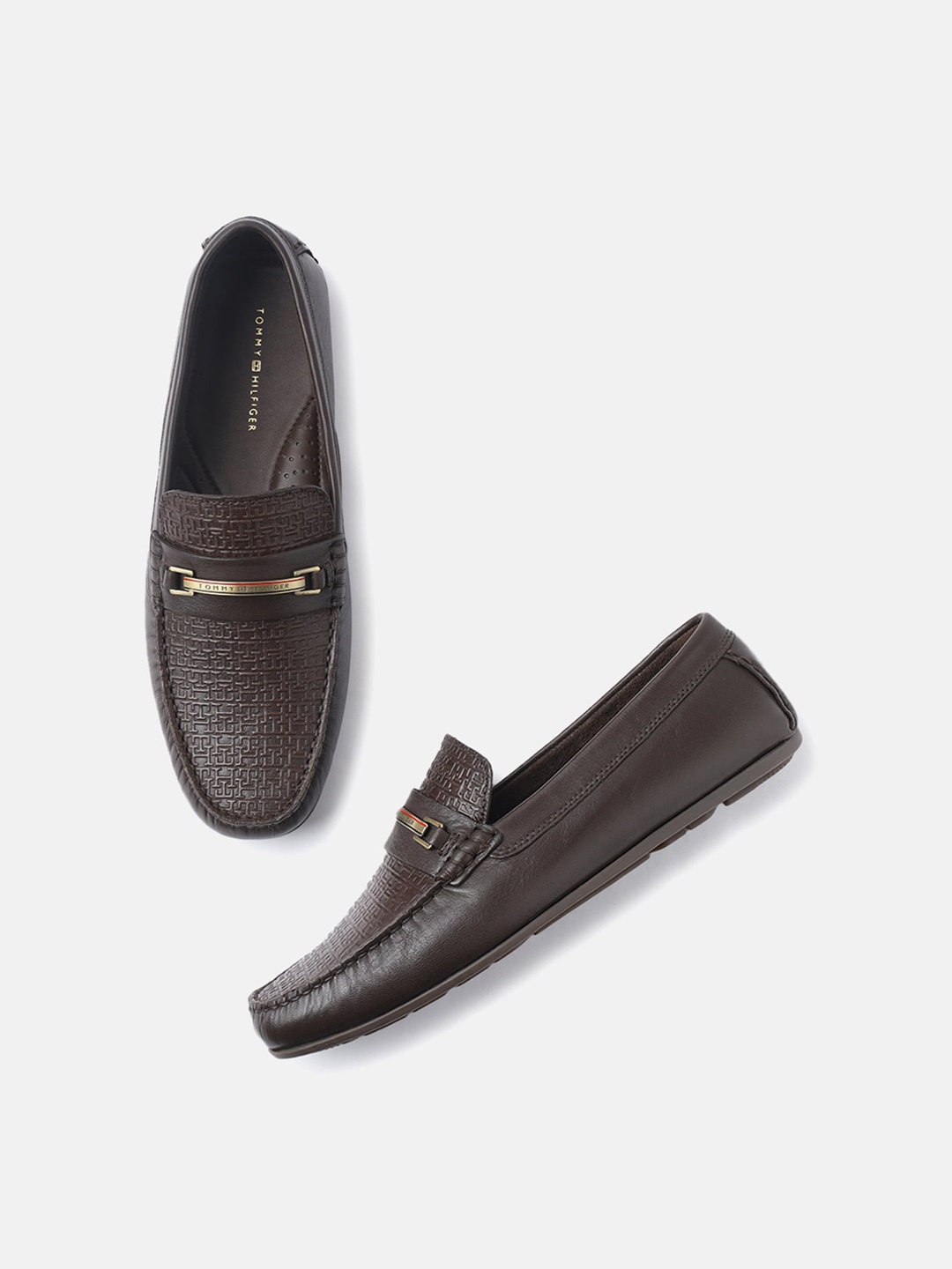 

Tommy Hilfiger Men Textured Embellished Leather Horsebit Loafers, Brown