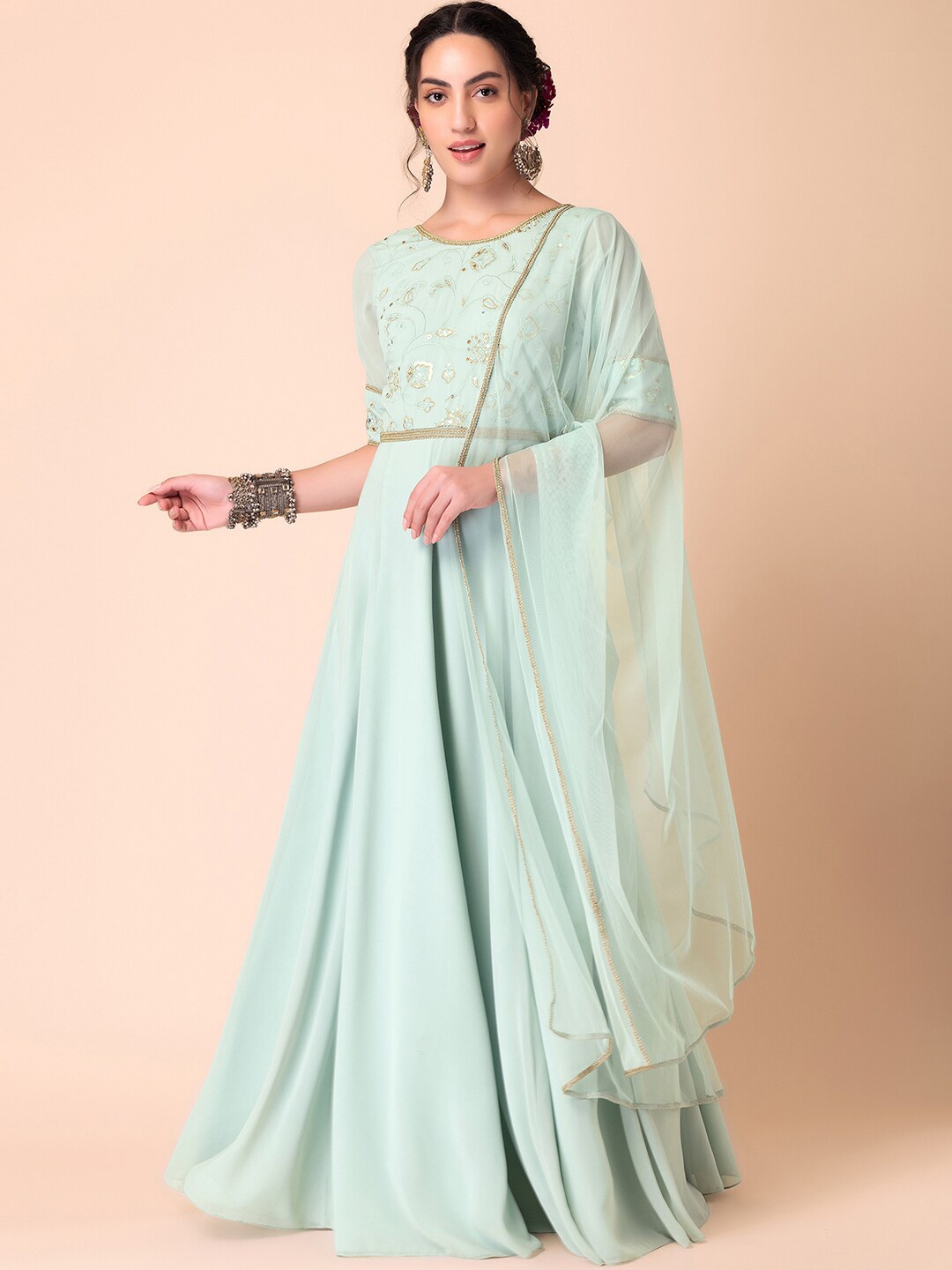 

INDYA Varun Bahl X Ethnic Motifs Embroidered Sequinned Anarkali Kurta with Belt & Dupatta, Green