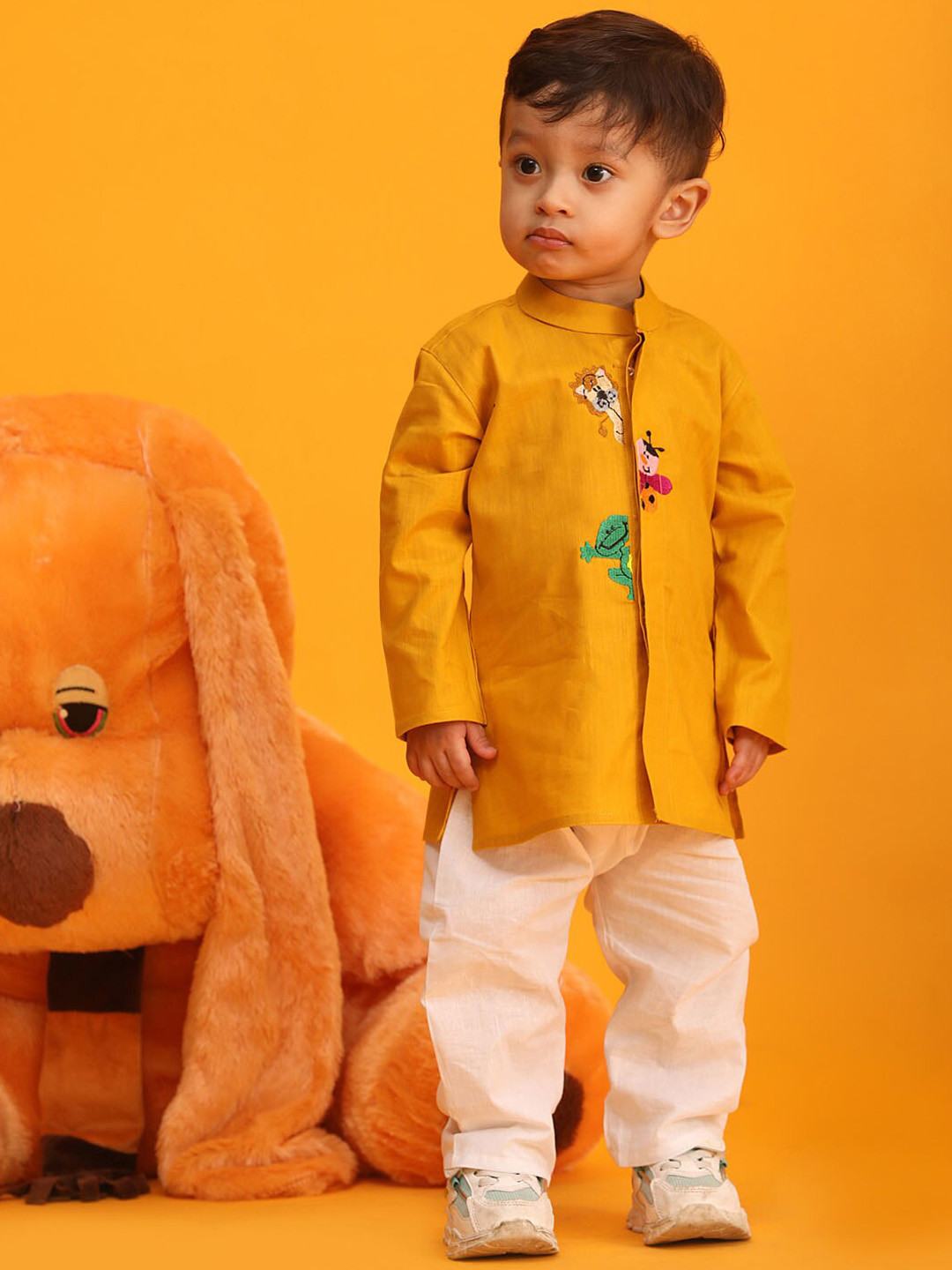 

VASTRAMAY SISHU Boys Embroidered Band Collar Thread Work Kurta With Pyjamas, Mustard