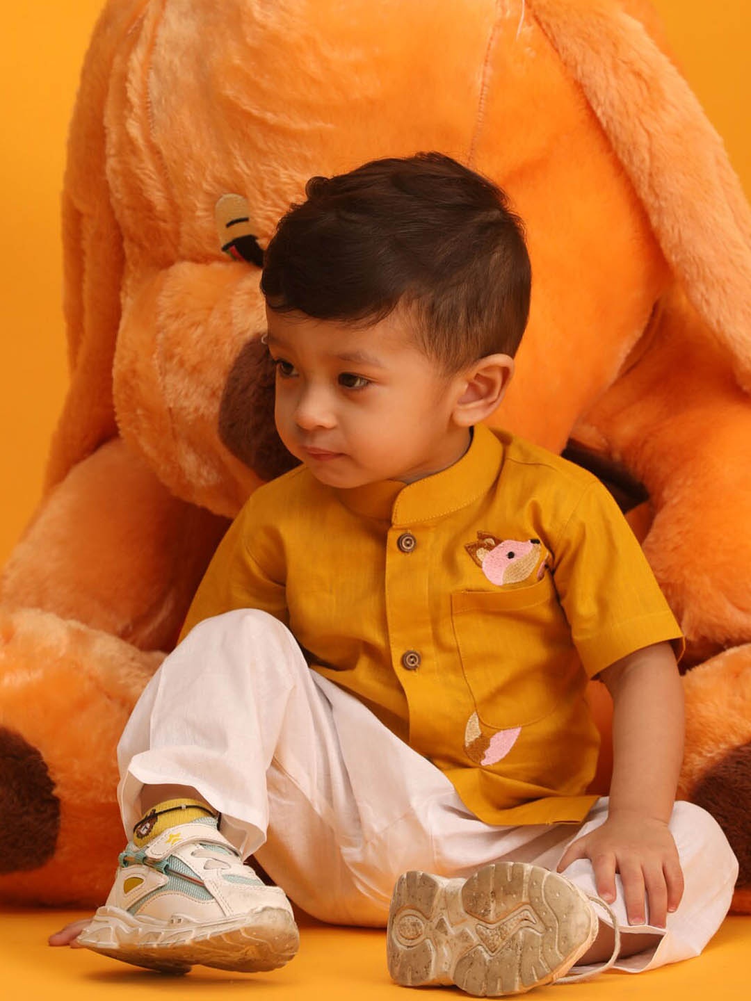 

VASTRAMAY SISHU Boys Embroidered Kurta with Pyjamas, Mustard