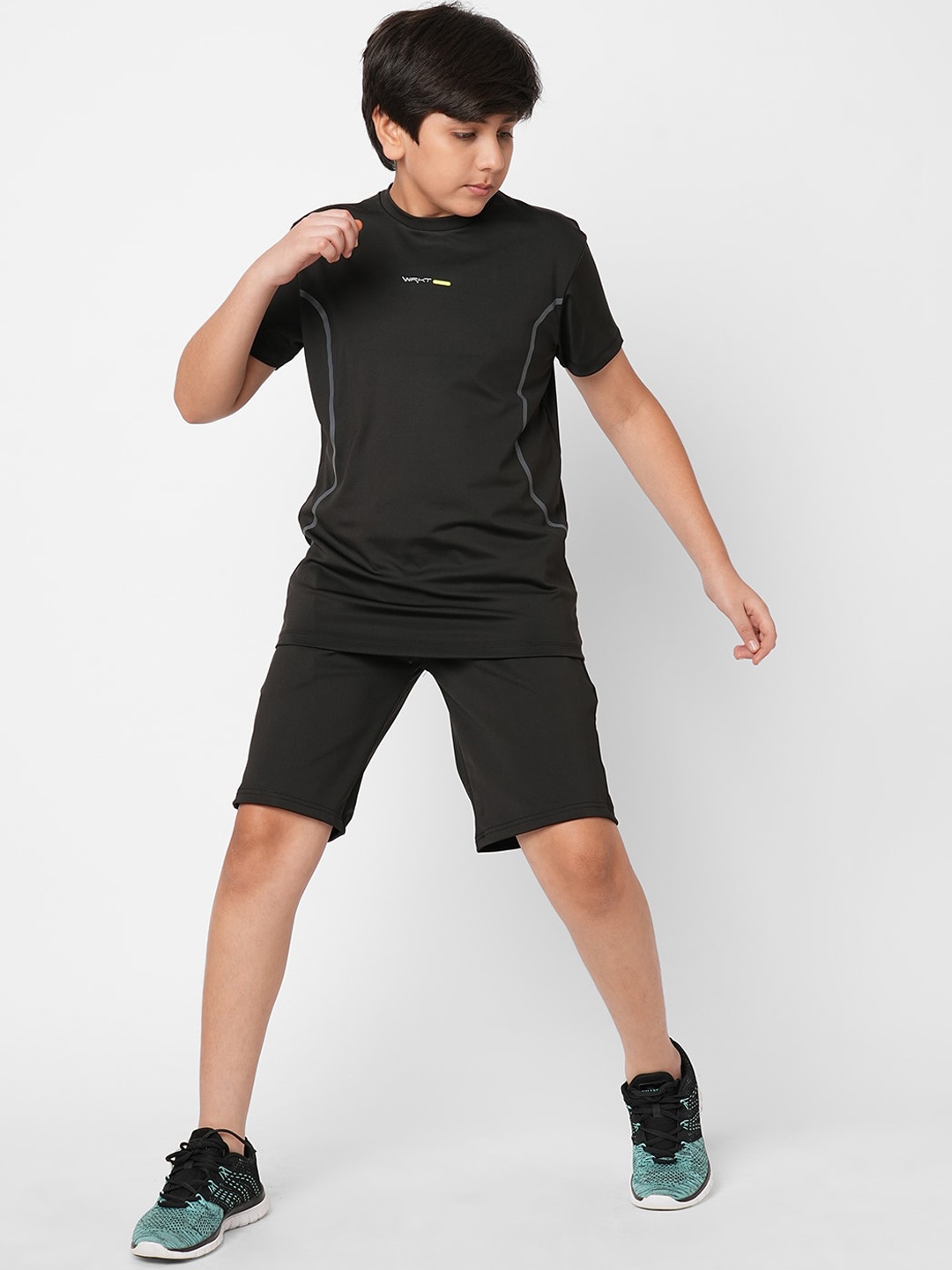 

Sweet Dreams Round Neck Short Sleeves Track Suit, Black