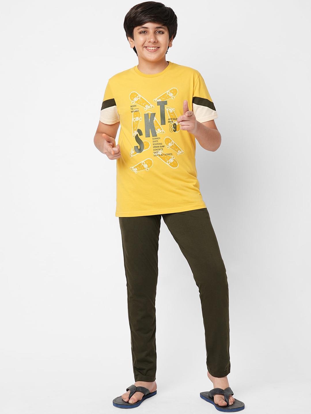 

Sweet Dreams Boys Typography Printed Night Suit, Yellow