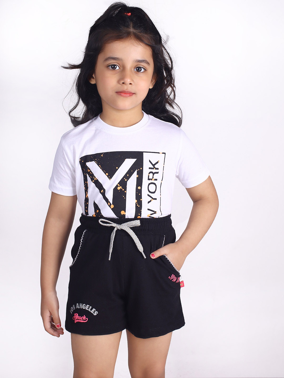 

3PIN Girls Cotton Mid-Rise Shorts, Black