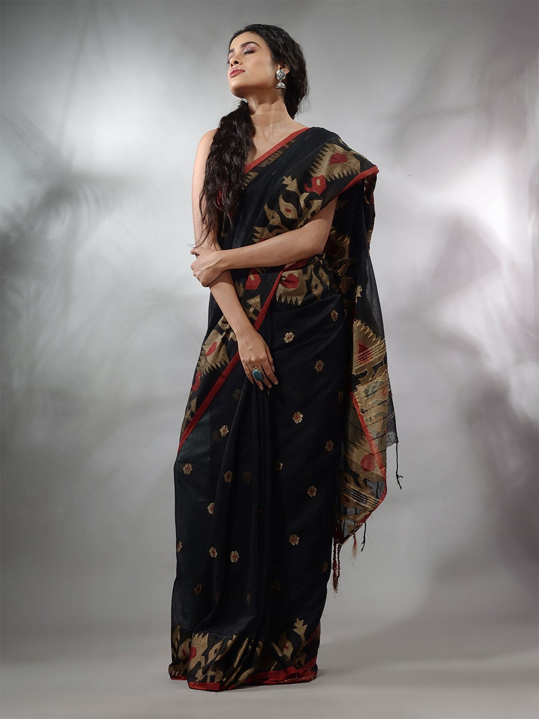 

Charukriti Floral Woven Design Zari Pure Cotton Saree, Black