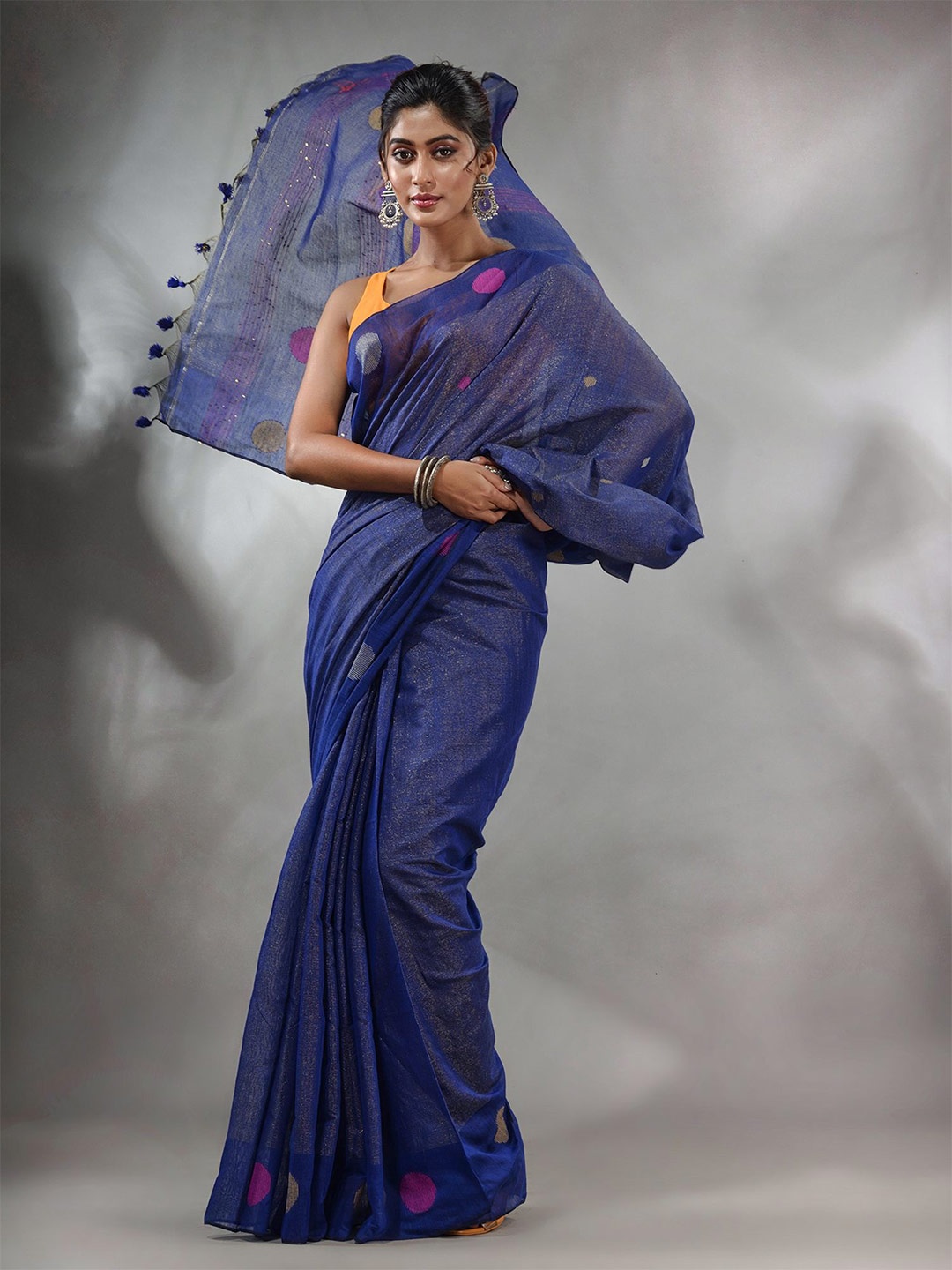 

Charukriti Embellished Sequinned Tissue Saree, Blue