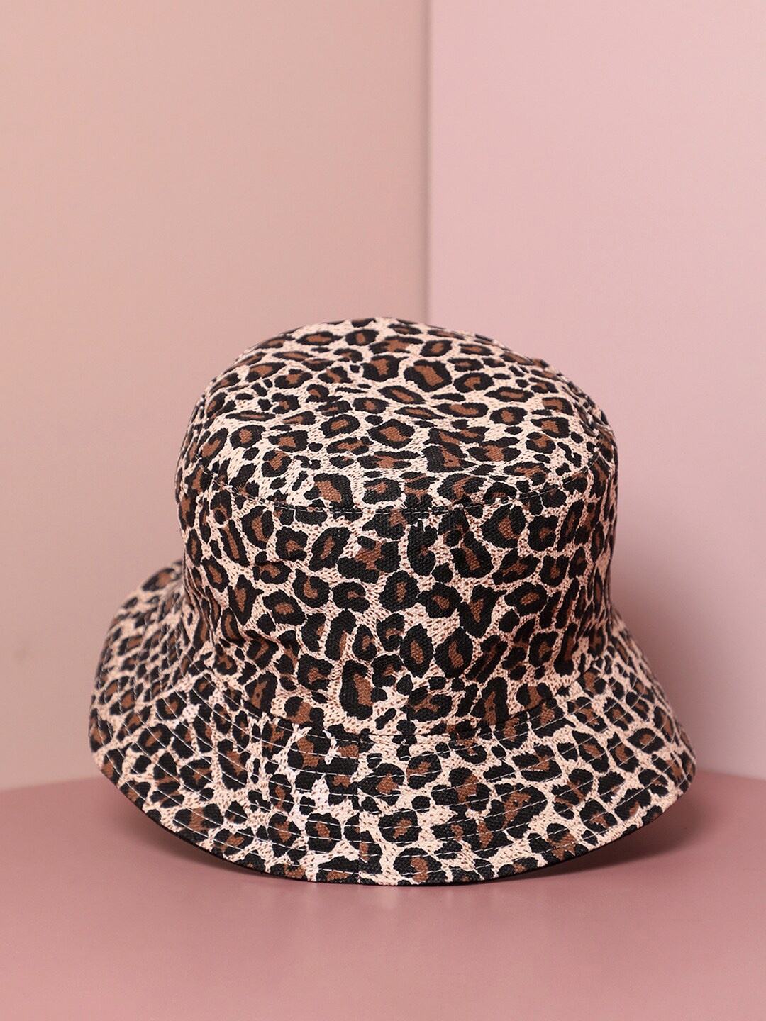 

French Accent Men Animal Printed Bucket Hat, Beige