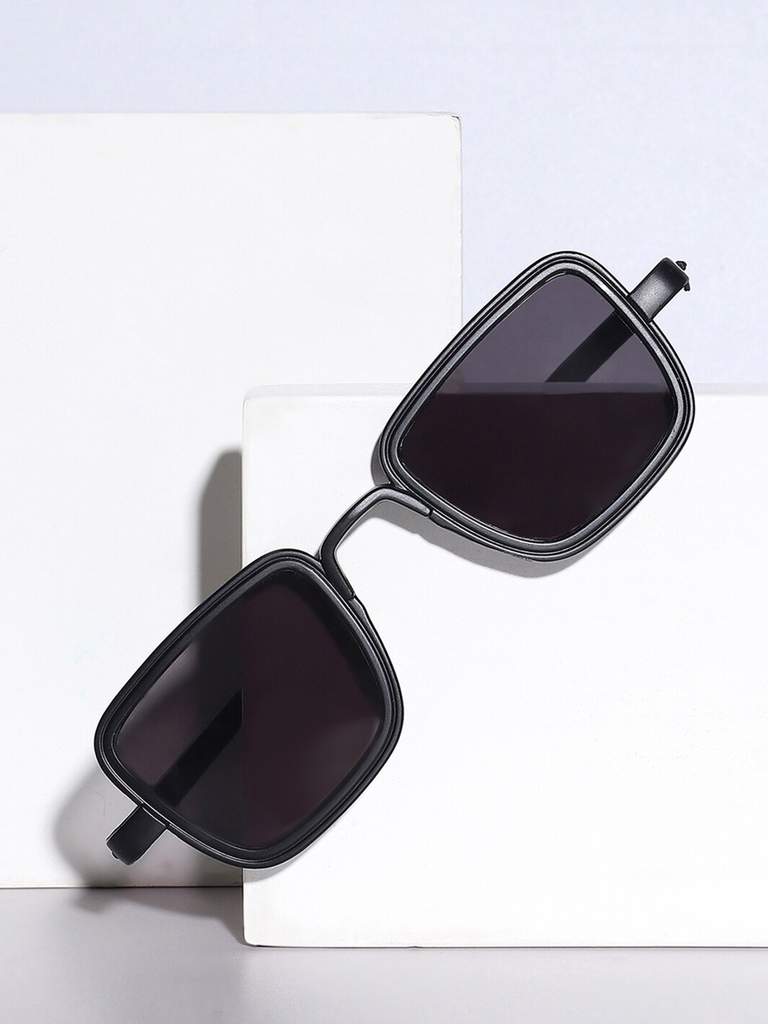 

French Accent Men Rectangle Sunglasses with UV Protected Lens SS23FA_HSSG1115, Black